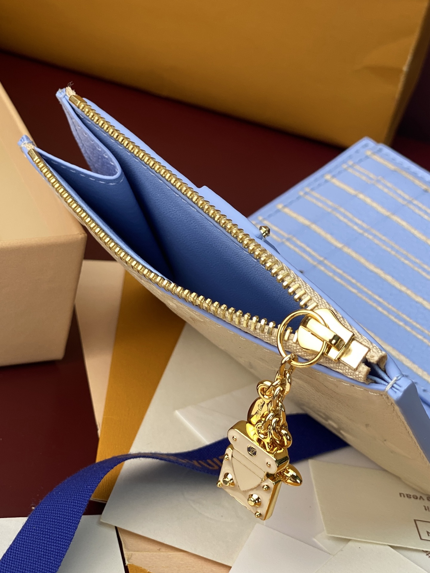 [Louis Vuitton] LV 루이비통 엠프레인 하이 섬머 Lisa 리사 월렛 지갑 M29808