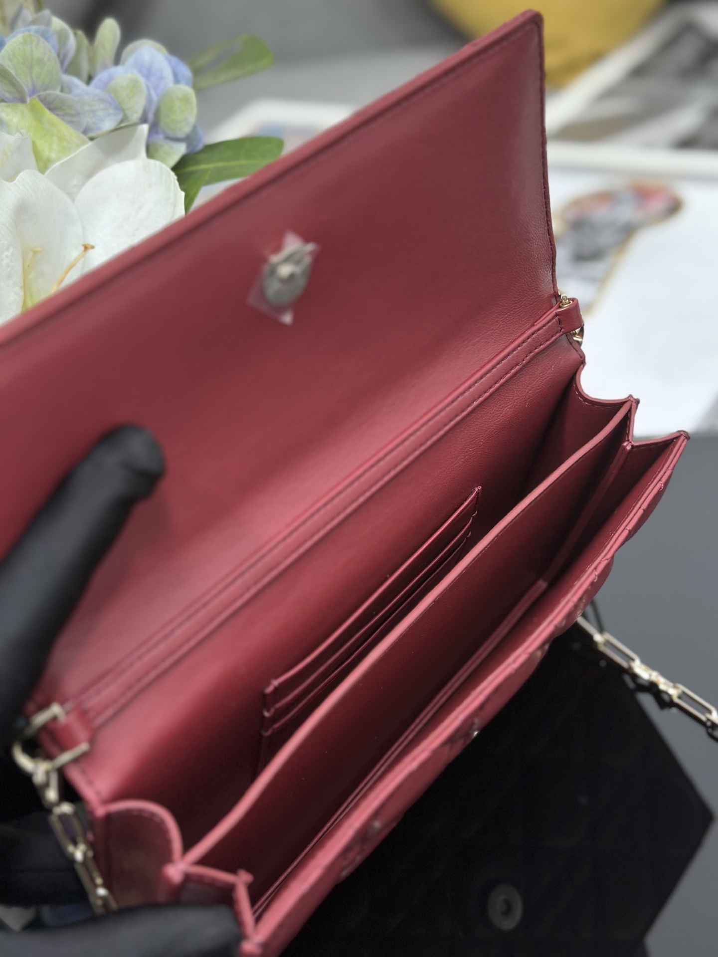 [Dior] 디올 미스 디올(Miss Dior) 보우 램스킨 탑핸들 체인 파우치 (WOC) 가방 복제
