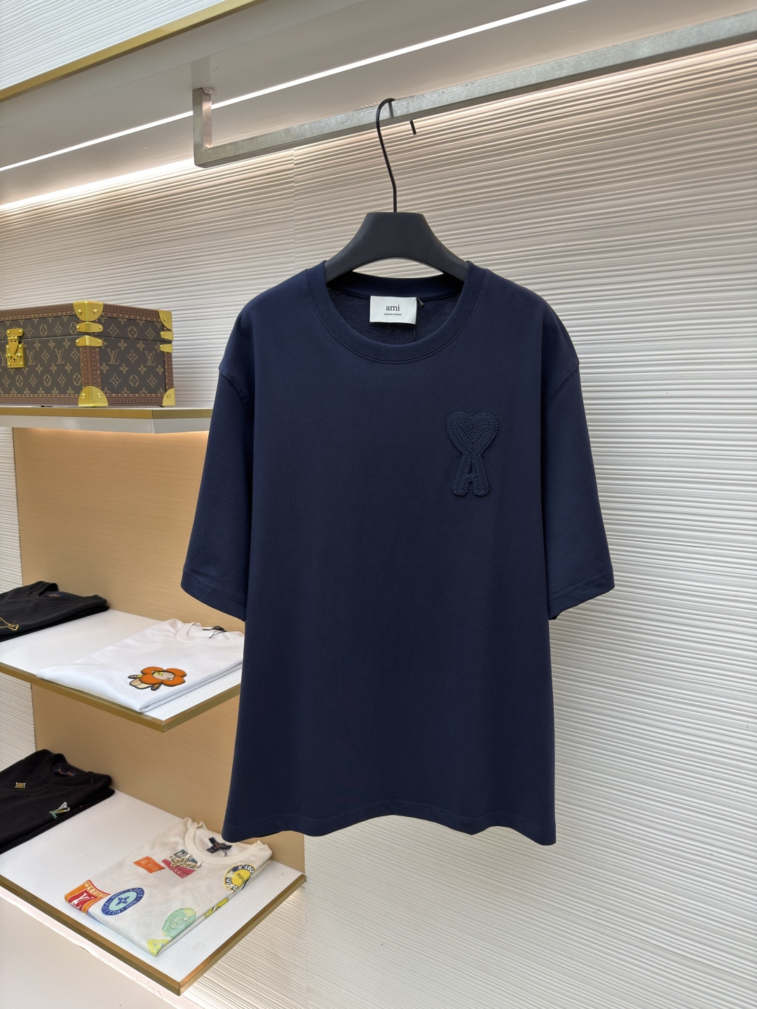 아미(AMI PARIS) 크로셰 하트 로고 티셔츠 상의 의류