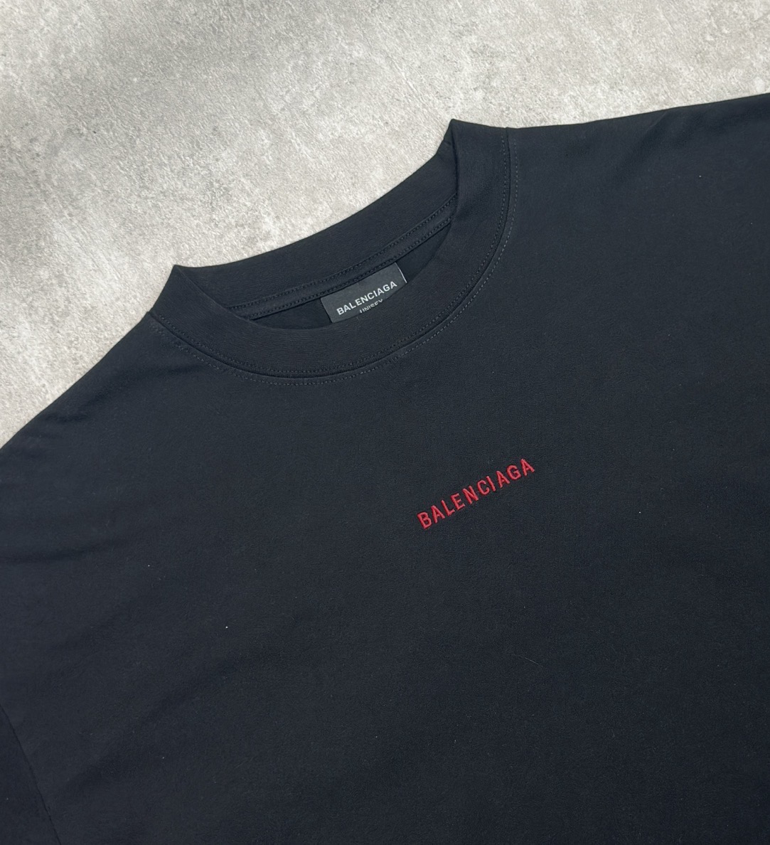 발렌시아가(BALENCIAGA) 레터링 자수 반팔 티셔츠 의류