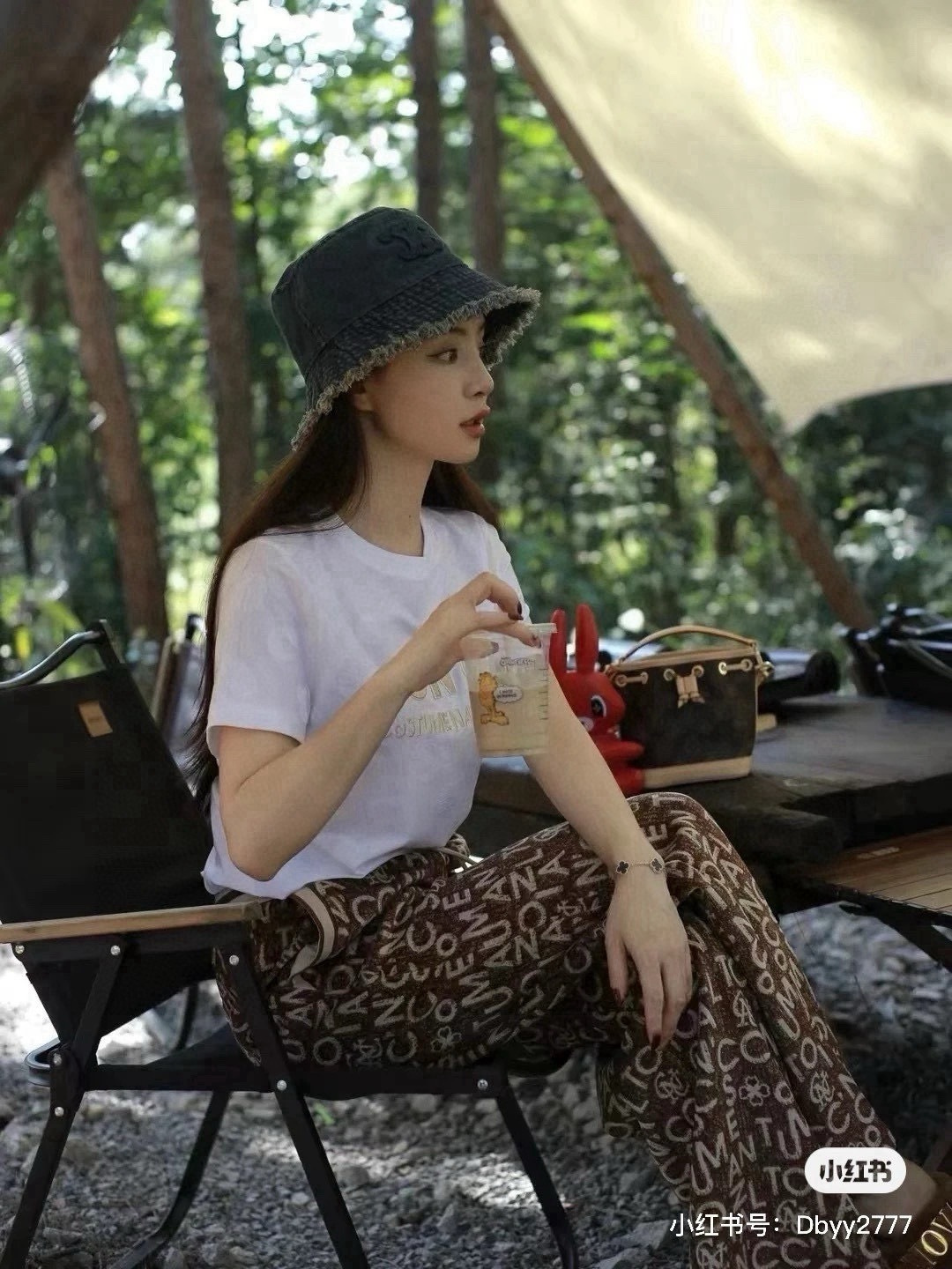 셀린느(CELINE) 데님 버킷햇 모자