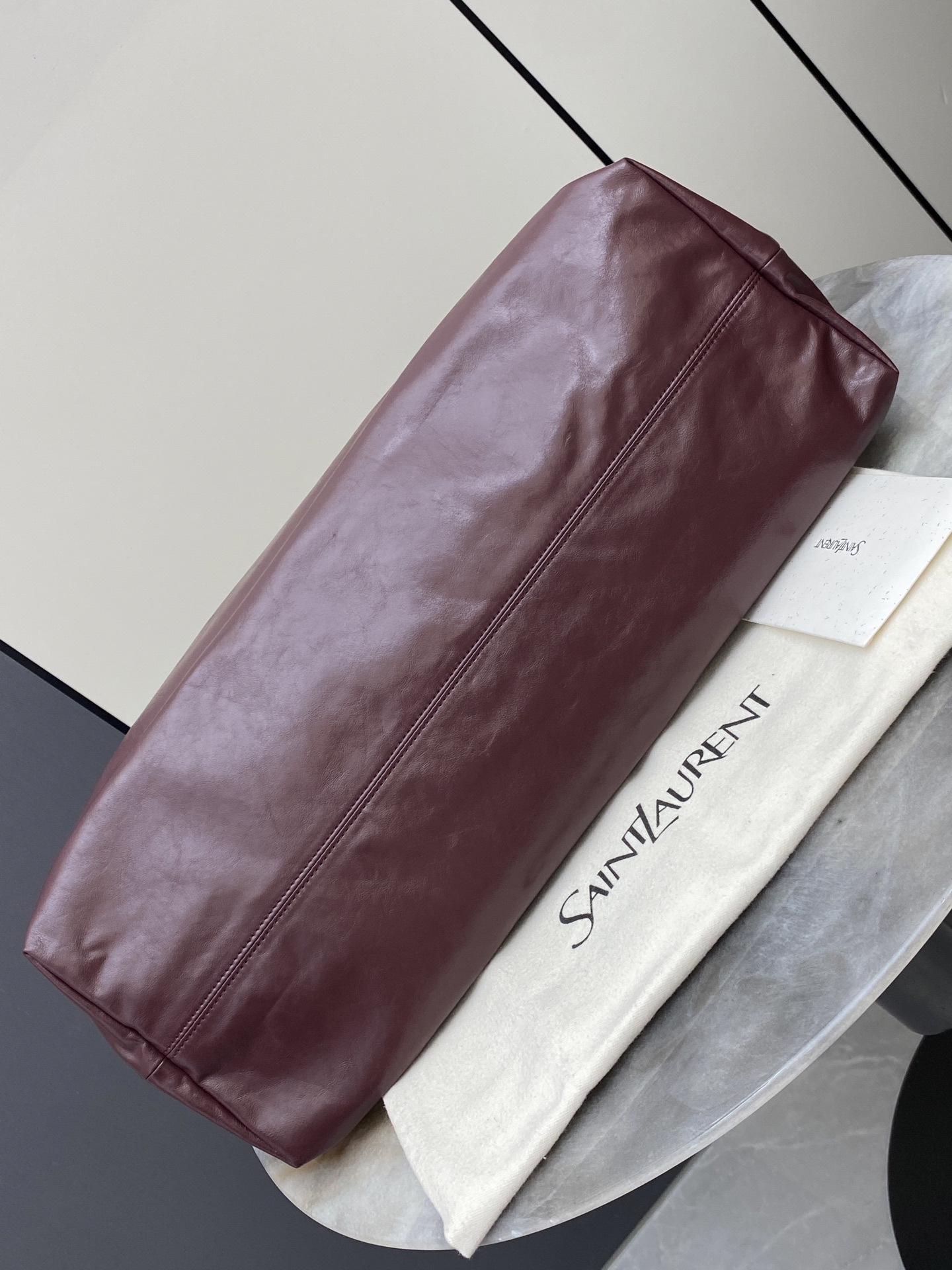 YSL 생로랑 오르탕스(Hortense) 대형 라지 호보백 가방