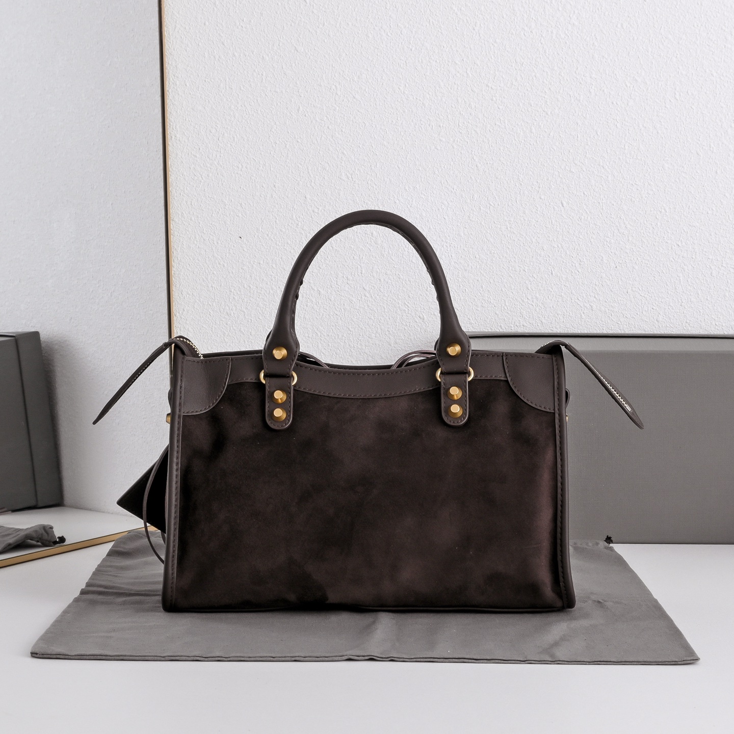 BALENCIAGA 발렌시아가 Le City 르 시티 스웨이드 컴비네이션 카프스킨 모터사이클 백 (스몰 / 브라운) 가방