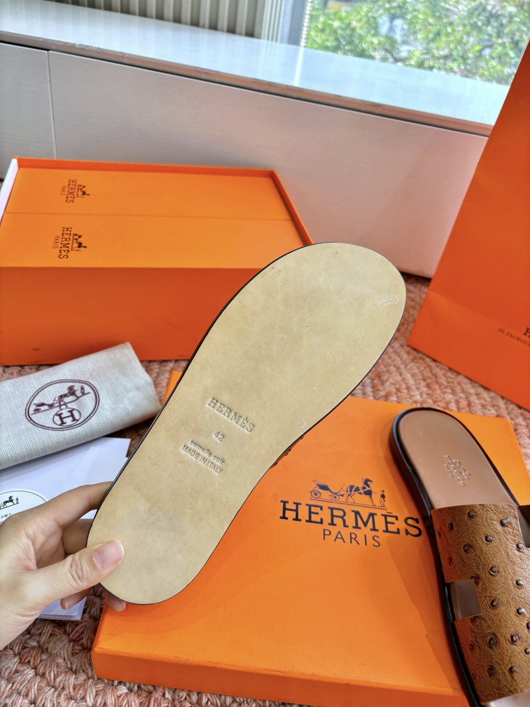 에르메스(HERMES) H 스트랩 슬리퍼 샌들 신발