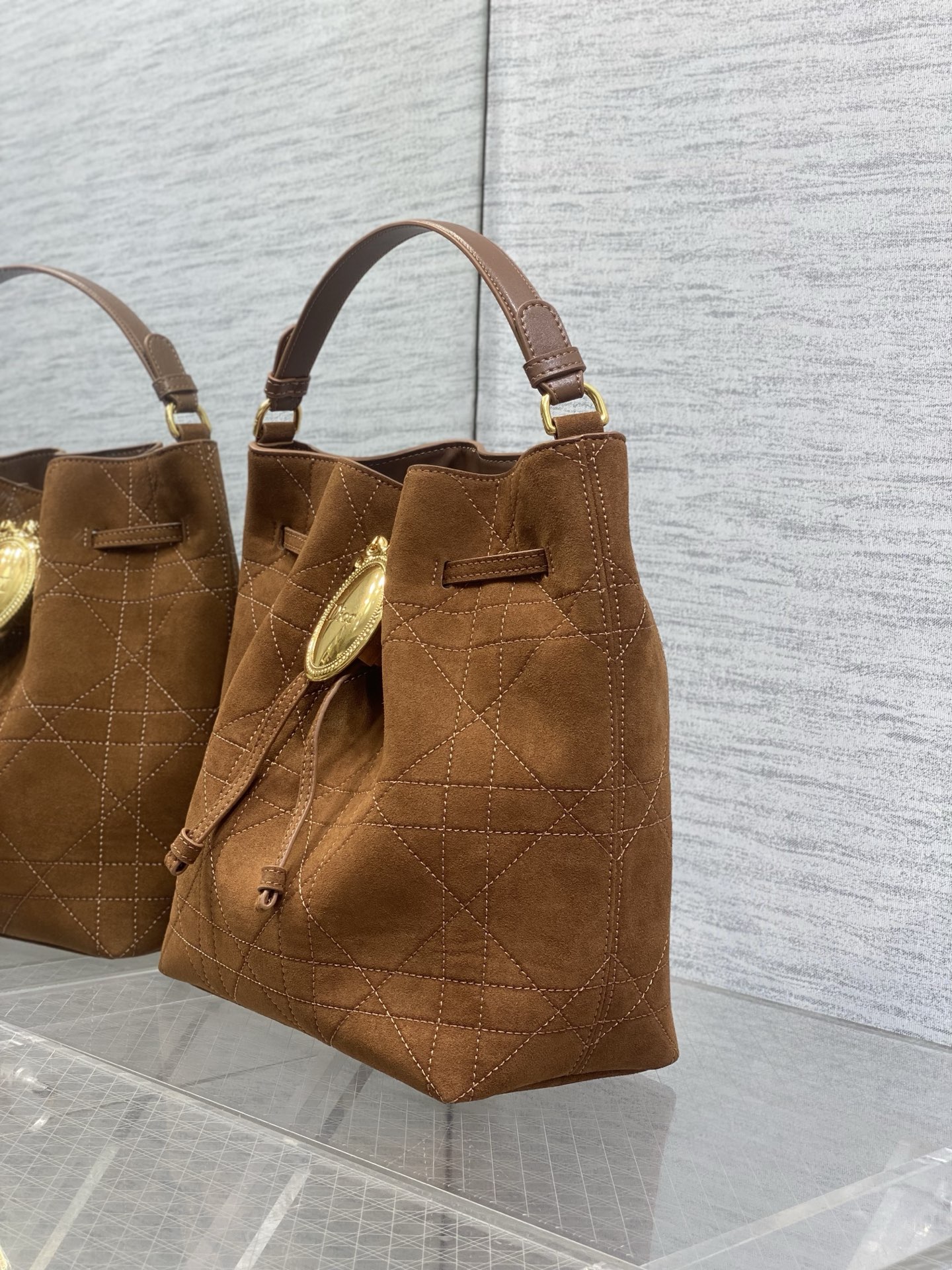 Dior 2027 디올 버킷백 가방