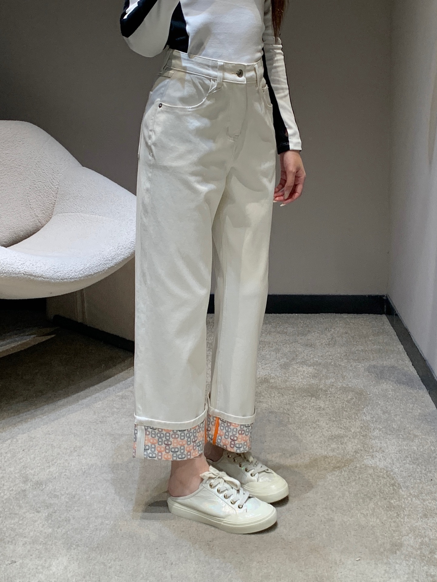 [Hermès] 에르메스 26SS 샹달 프린팅 롤업 데님 팬츠 바지 의류