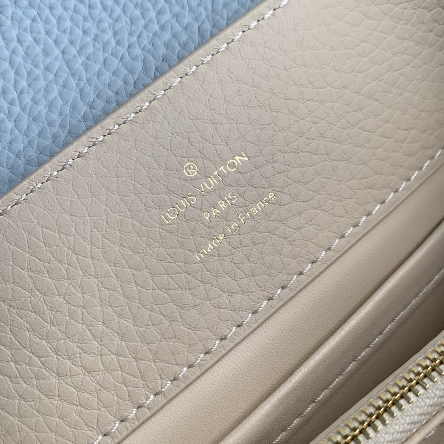 LOUIS VUITTON LV M2A443 루이비통 카푸신 소형 핸드백 (Capucines BB) 가방