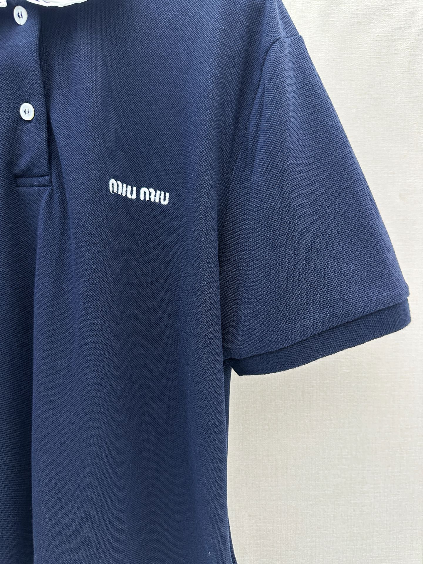 미우미우(MIU MIU) 레이스 카라 폴로 반팔 티셔츠 상의 의류