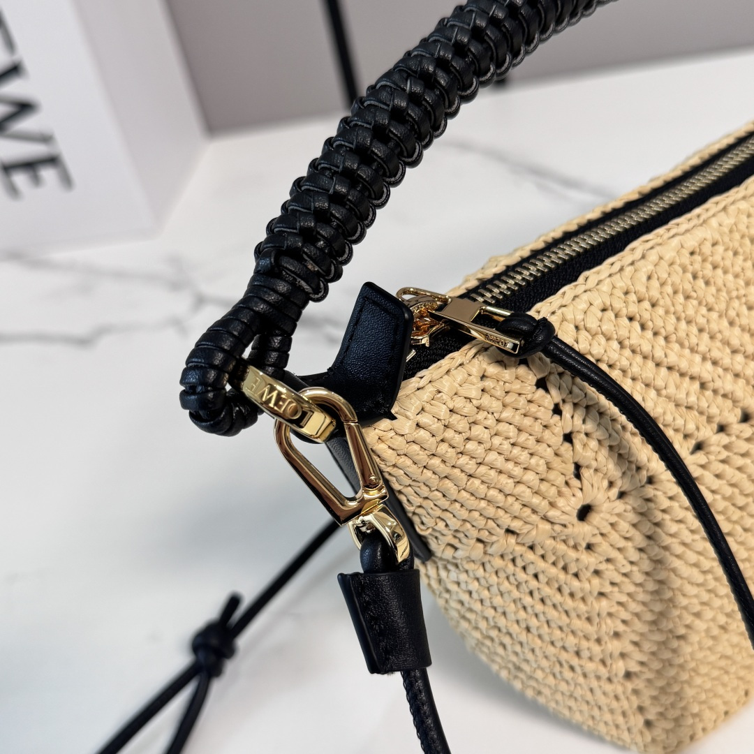 LOEWE 로에베 미니 클래식 카프스킨 & 라피아 칼라 백 가방 / 11268