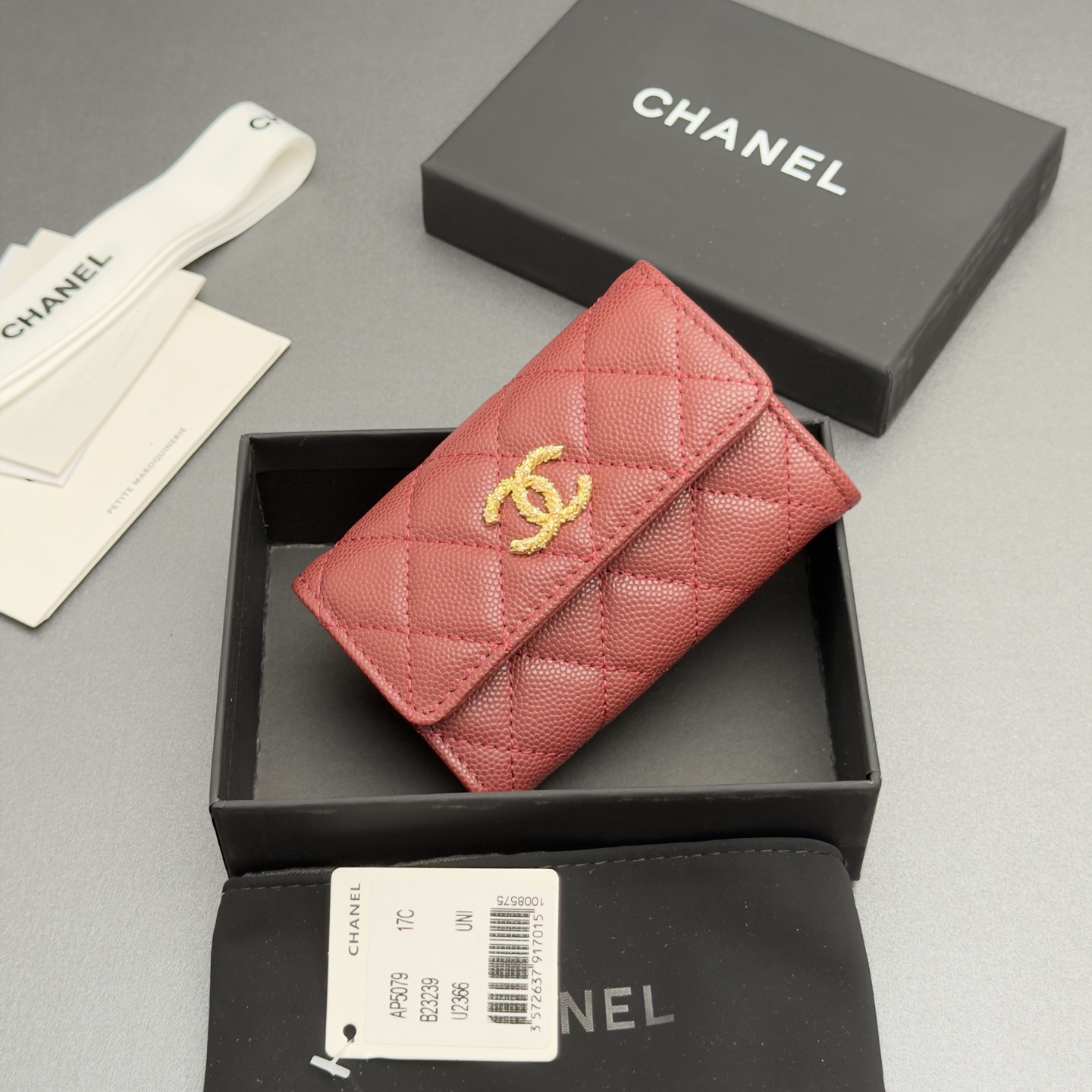 [Chanel] 샤넬 26SS 캐비어 멀티 젬스톤 카드 홀더 지갑