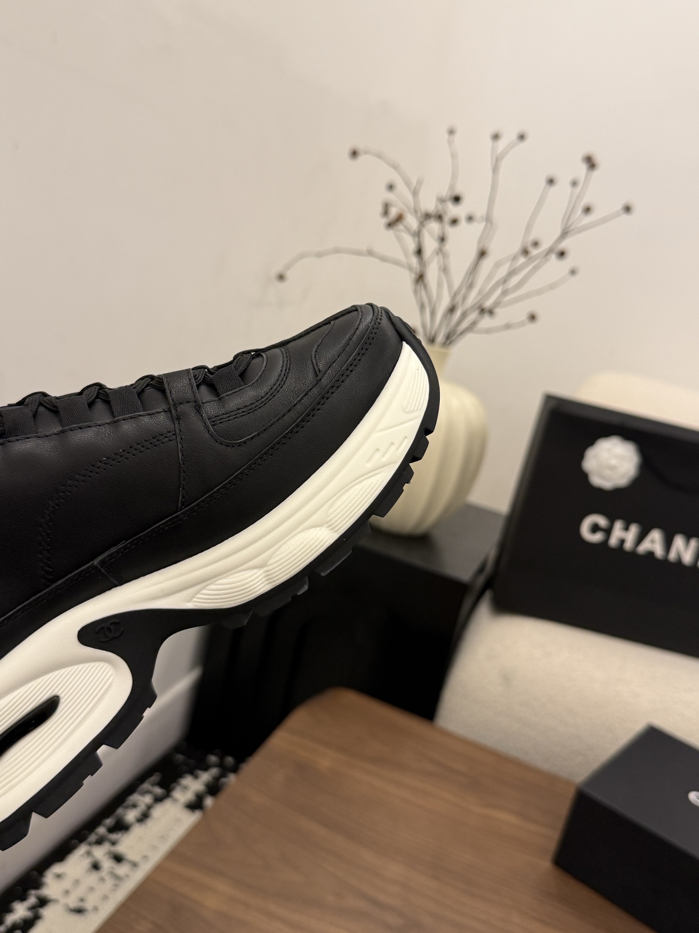 샤넬(CHANEL) 배색 캐주얼 스니커즈 신발
