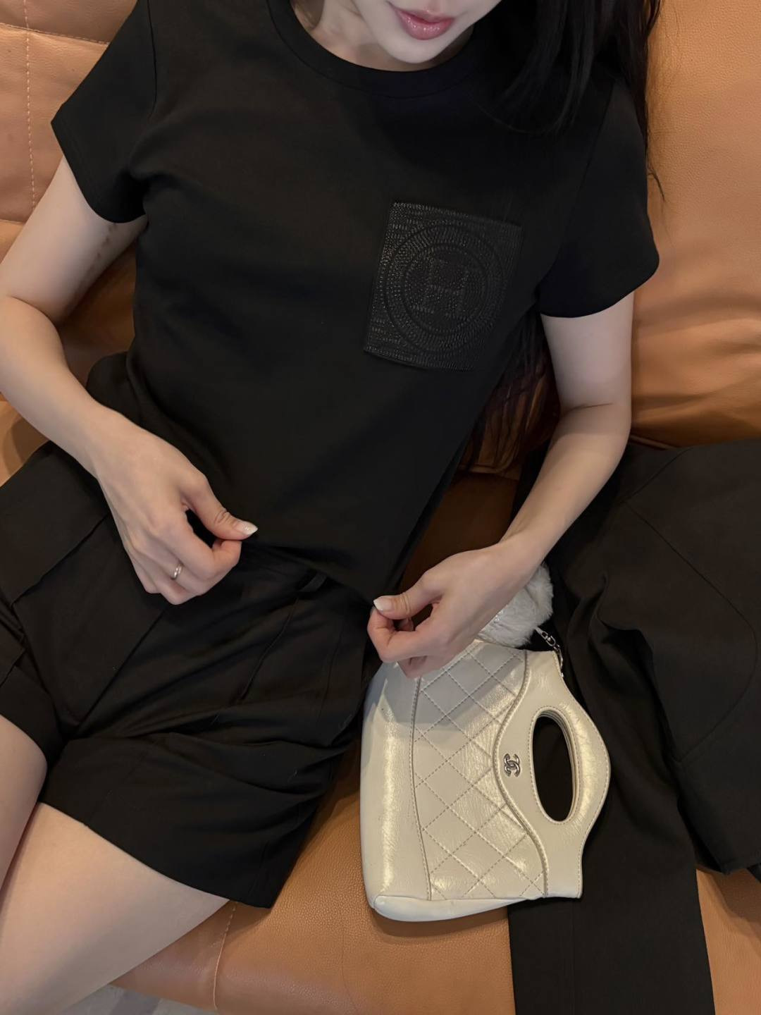 [Hermes] 에르메스 26SS 텍스처드 클래식 숏팬츠 반바지 의류