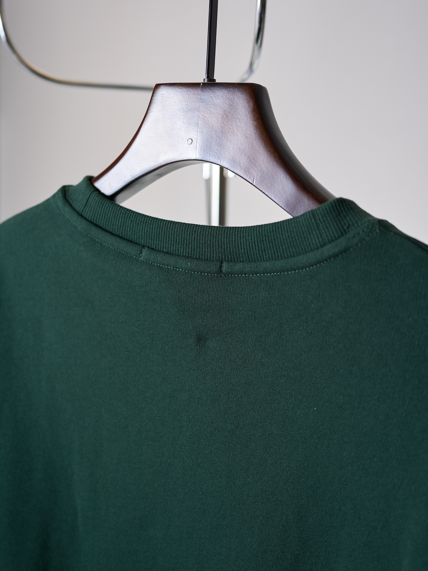 아크네(Acne studios) 로고 자수 맨투맨 상의 의류