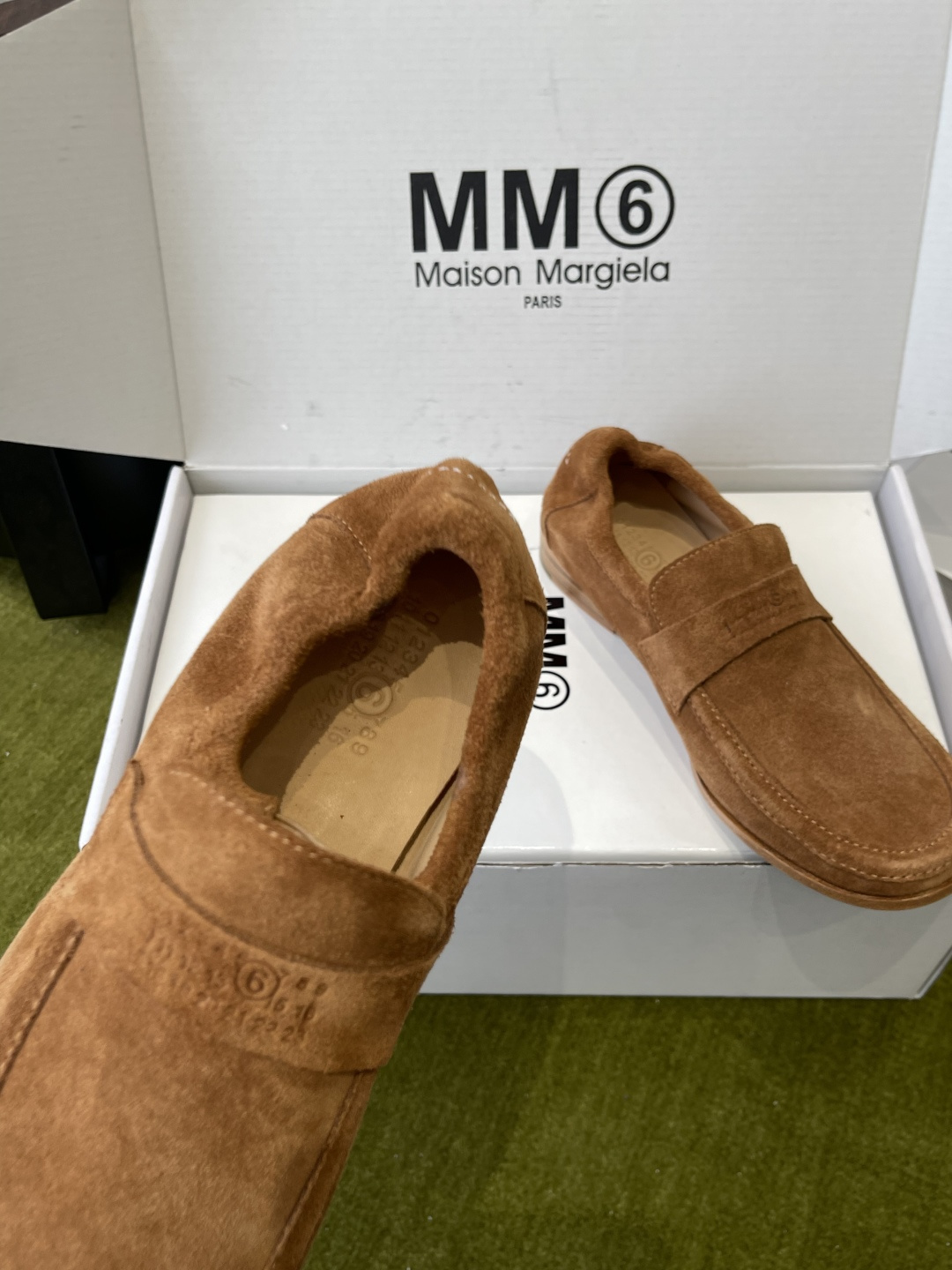 메종 마르지엘라(Maison Margiela) 애플 토 로고 2WAY 로퍼