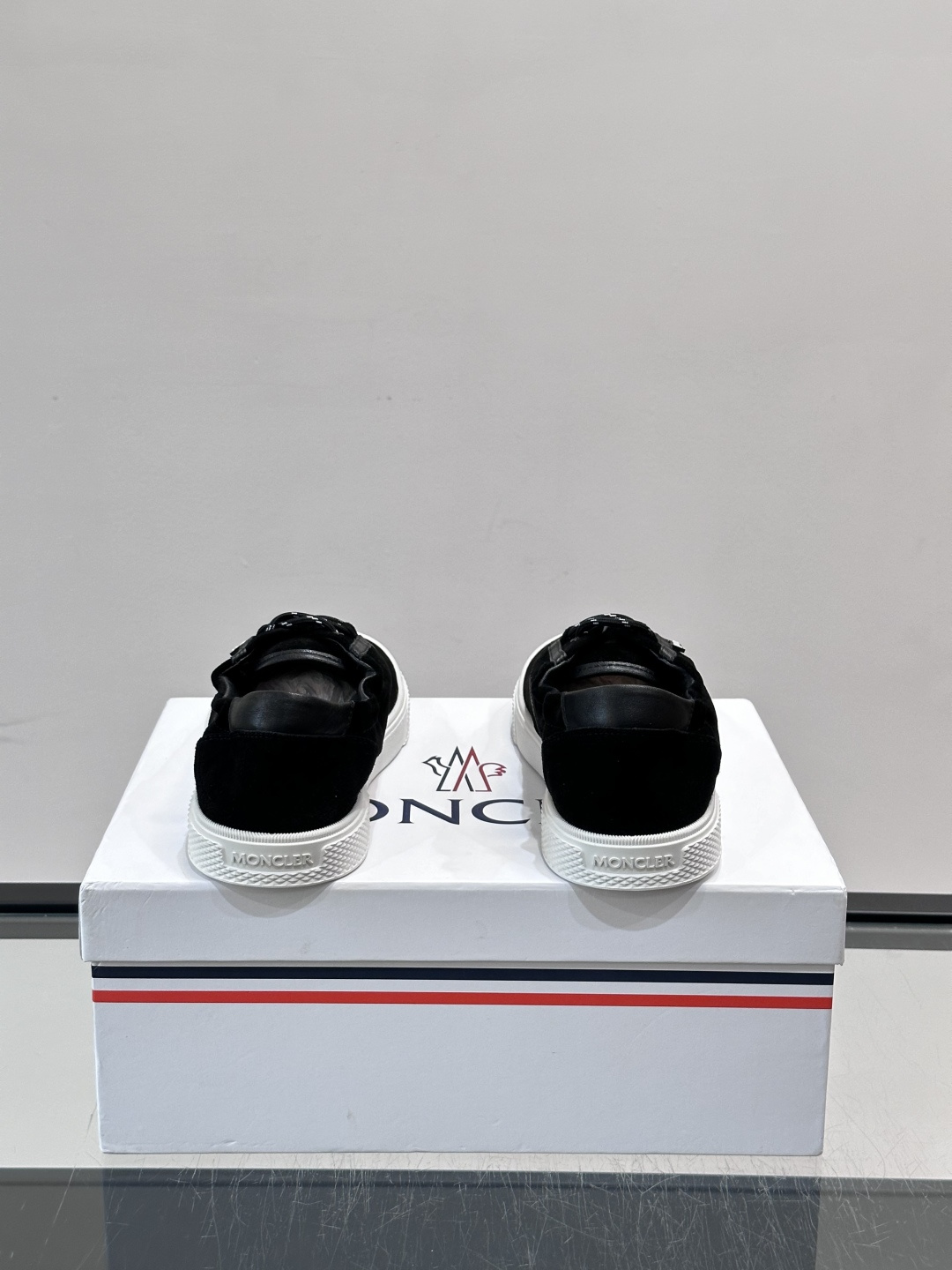 [Moncler] 몽클레르 몽클레어 베라(Vera) 남성 로우탑 스니커즈 / 슬립온 신발