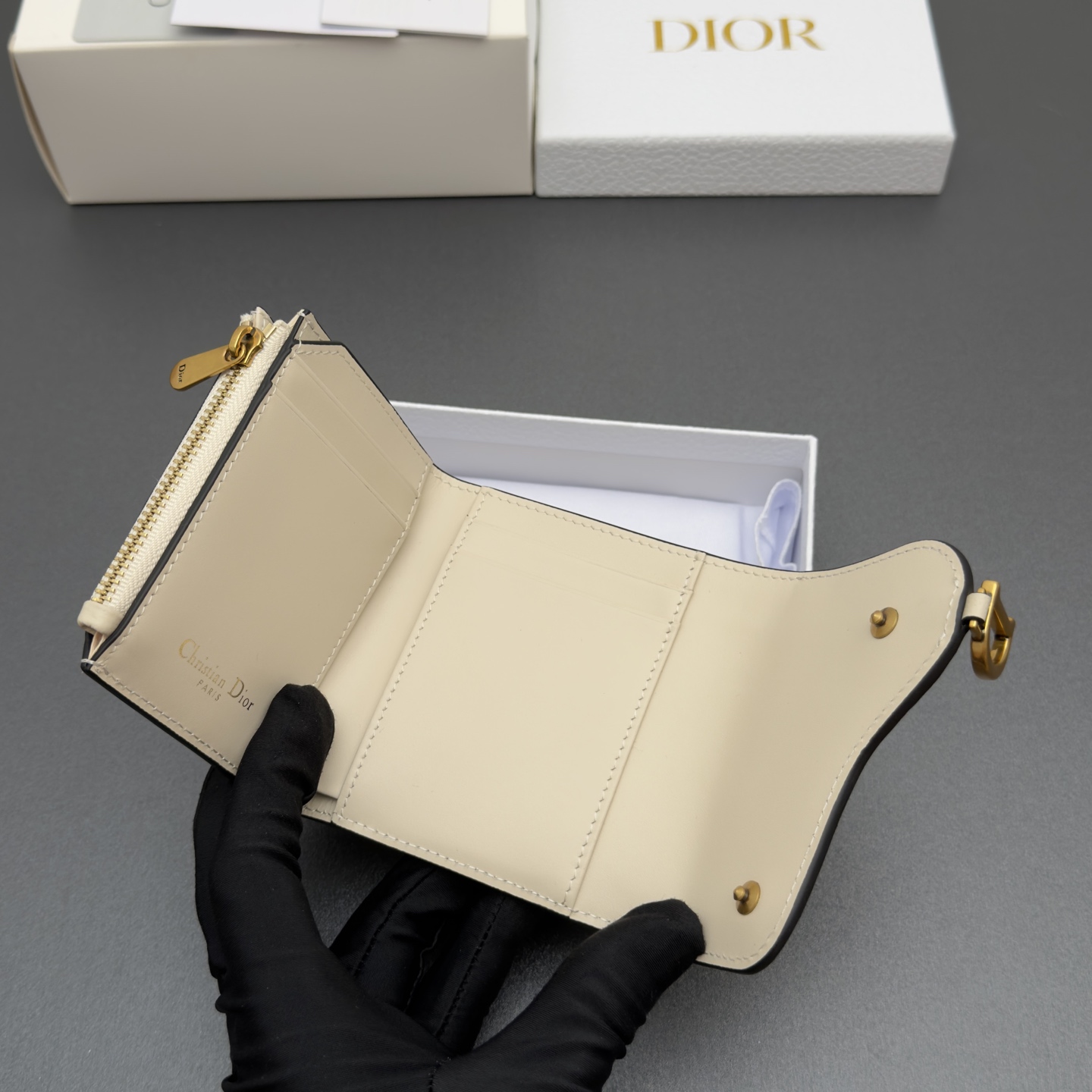 [Dior] 디올 Lotus 로터스 새들 고스트 그레인드 미니 지갑