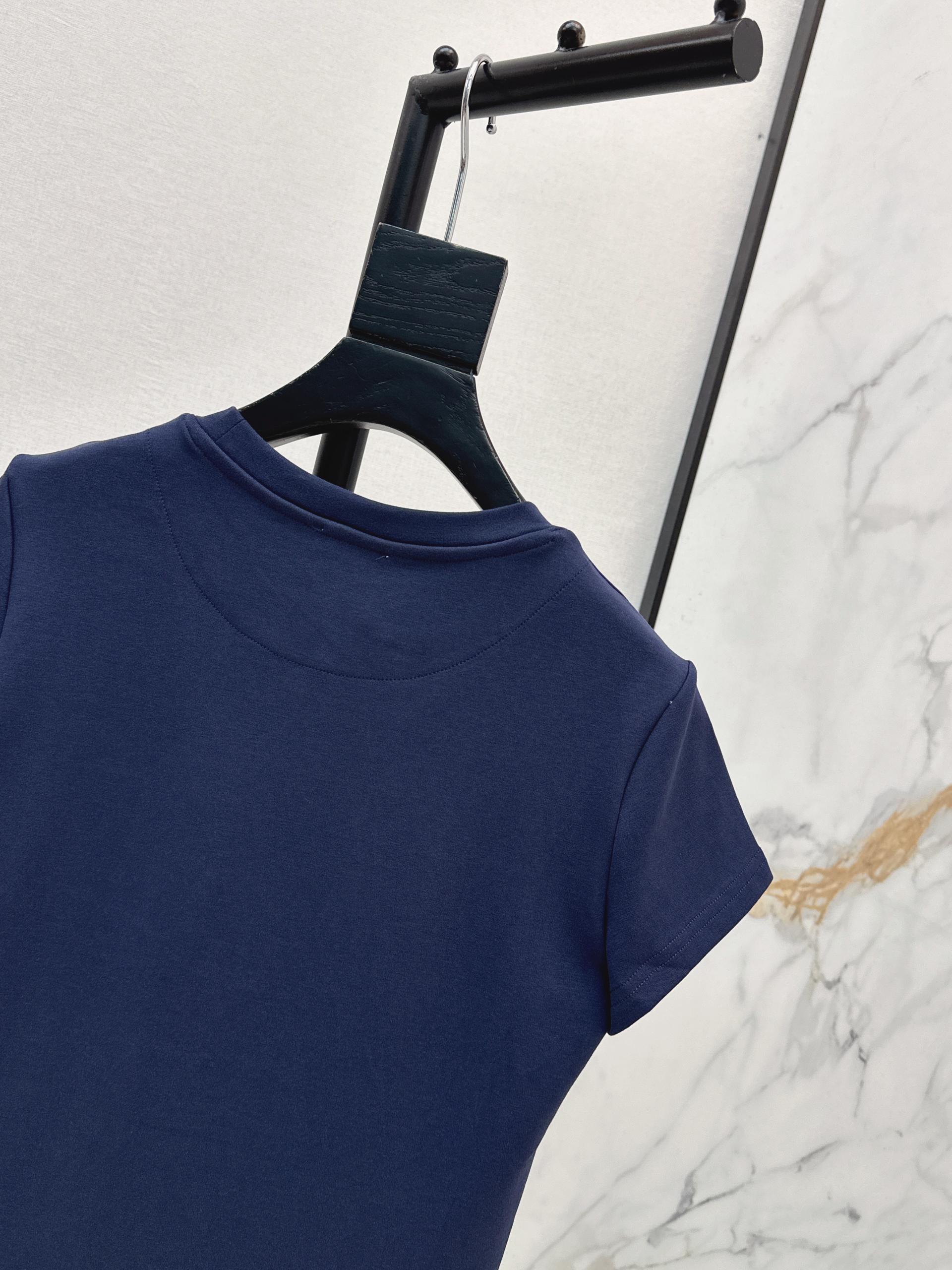 [Hermes] 에르메스 26SS 크롭 슬림핏 반팔 티셔츠 의류