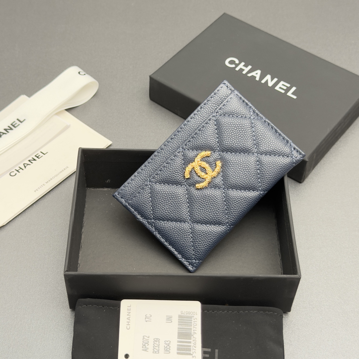 [Chanel] 샤넬 26SS 캐비어 멀티 젬스톤 슬림 카드 홀더 지갑