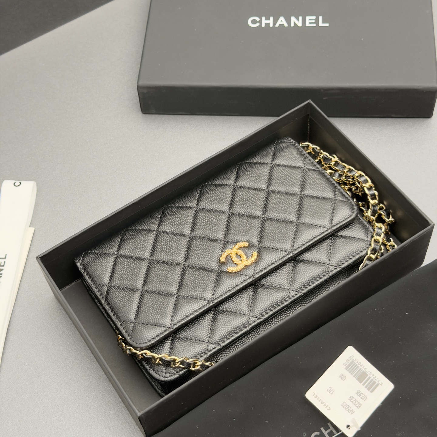 [Chanel] 샤넬 26SS 캐비어 멀티 젬스톤 체인 아코디언 플랩백 (WOC) 가방