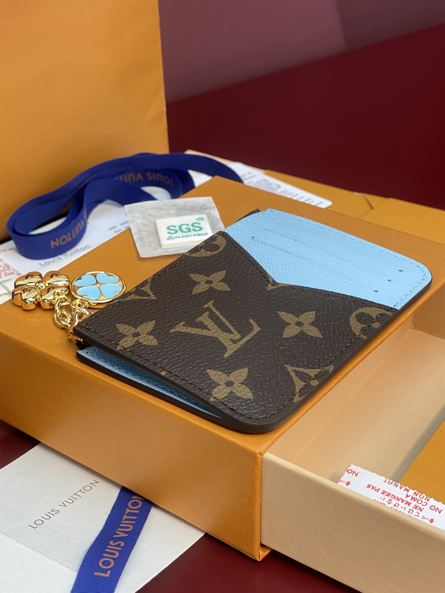 [Louis Vuitton] LV 루이비통 모노그램 Romy 로미 카드 지갑 (스카이 블루)