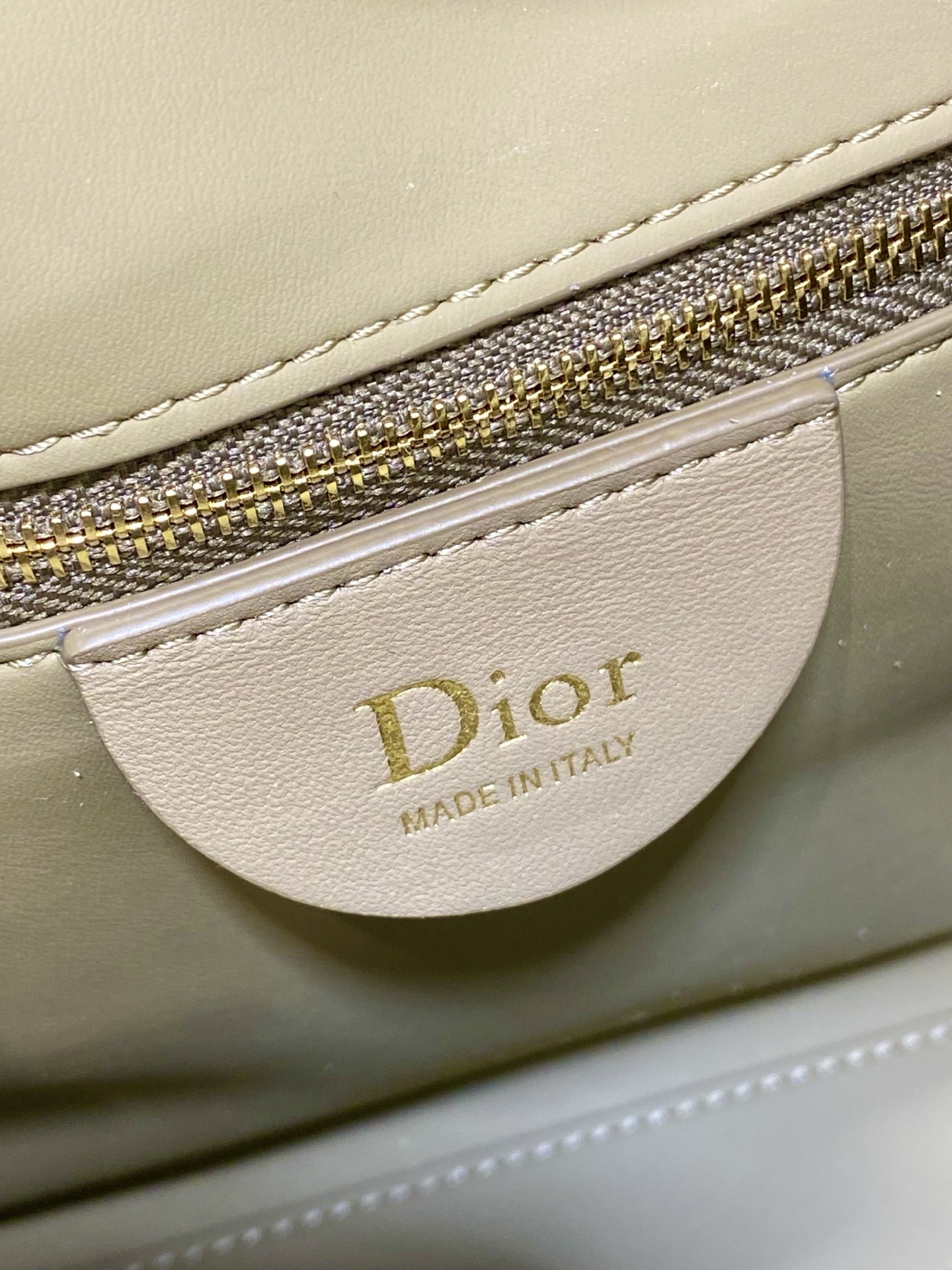 Dior 2027 스프링 디올 버킷백 가방