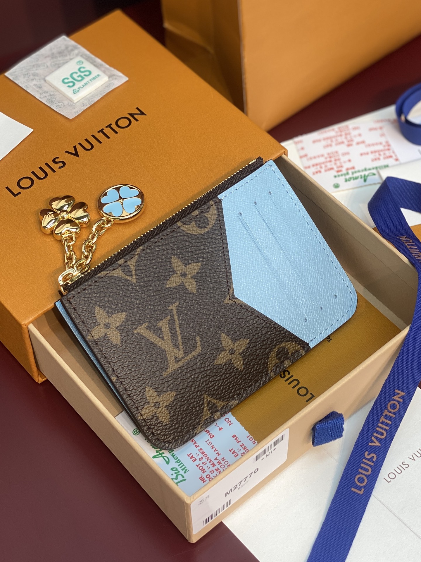 [Louis Vuitton] LV 루이비통 모노그램 Romy 로미 카드 지갑 (스카이 블루)