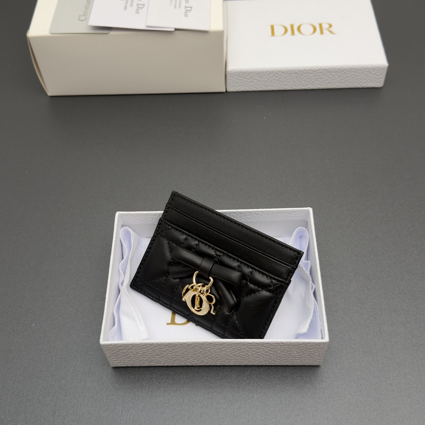 [Dior] 디올 Lady Freesia 레이디 프리지아 까나쥬 램스킨 카드 홀더 지갑