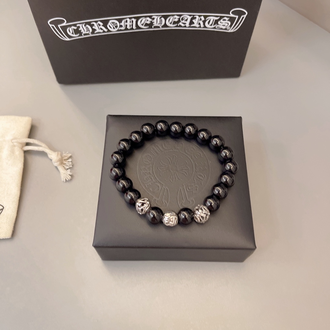 크롬하츠(CHROME HEARTS) 빈티지 크로스 비즈 팔찌 악세사리