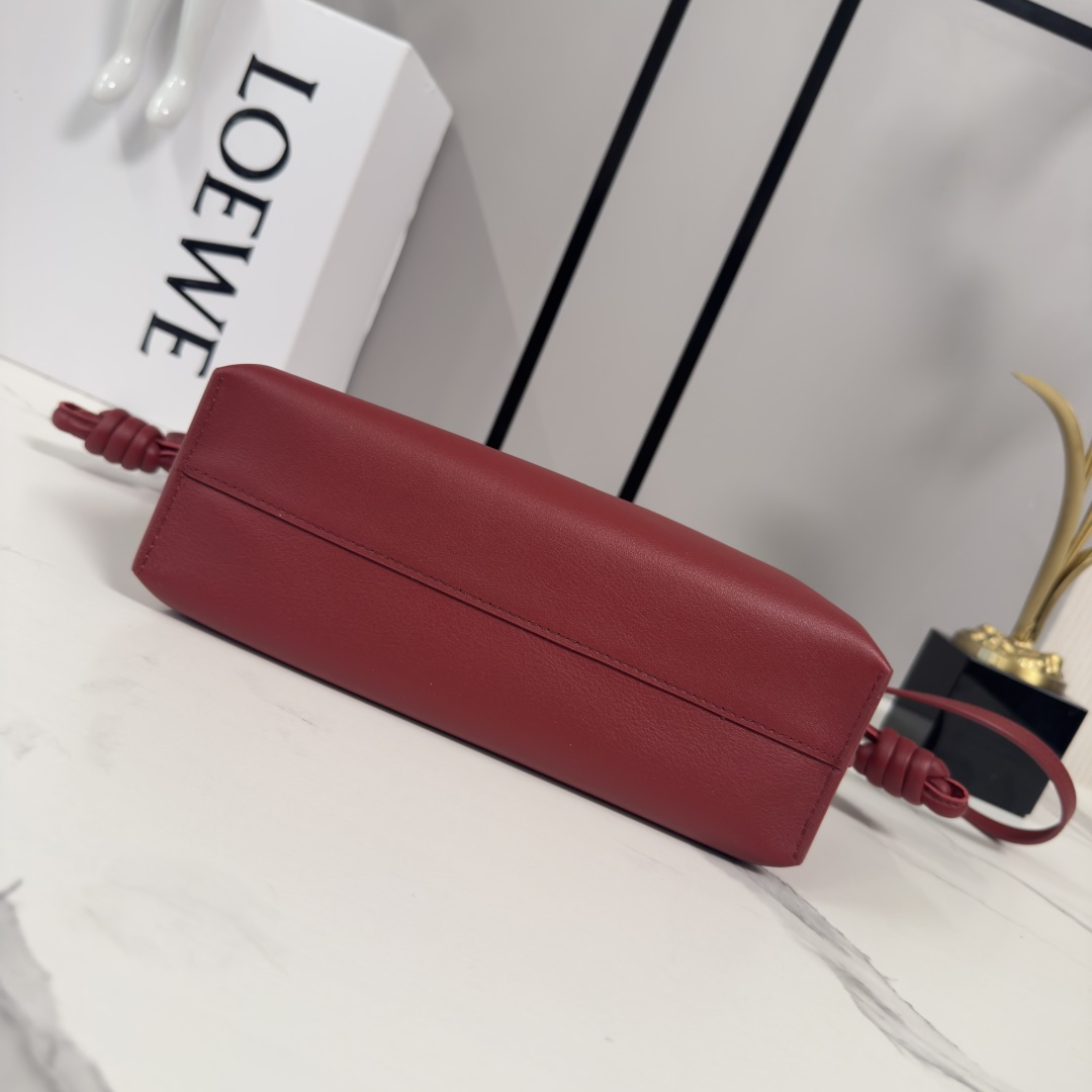 LOEWE 로에베 Flamenco 플라멩코 퍼스 나파 카프스킨 파우치 숄더백 가방
