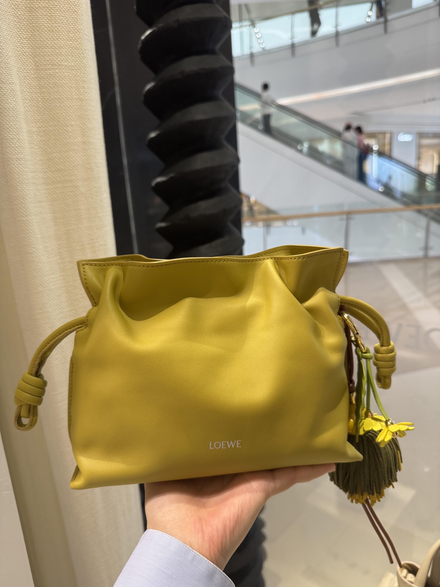 LOEWE 로에베 Flamenco 플라멩코 퍼스 나파 카프스킨 파우치 숄더백 가방