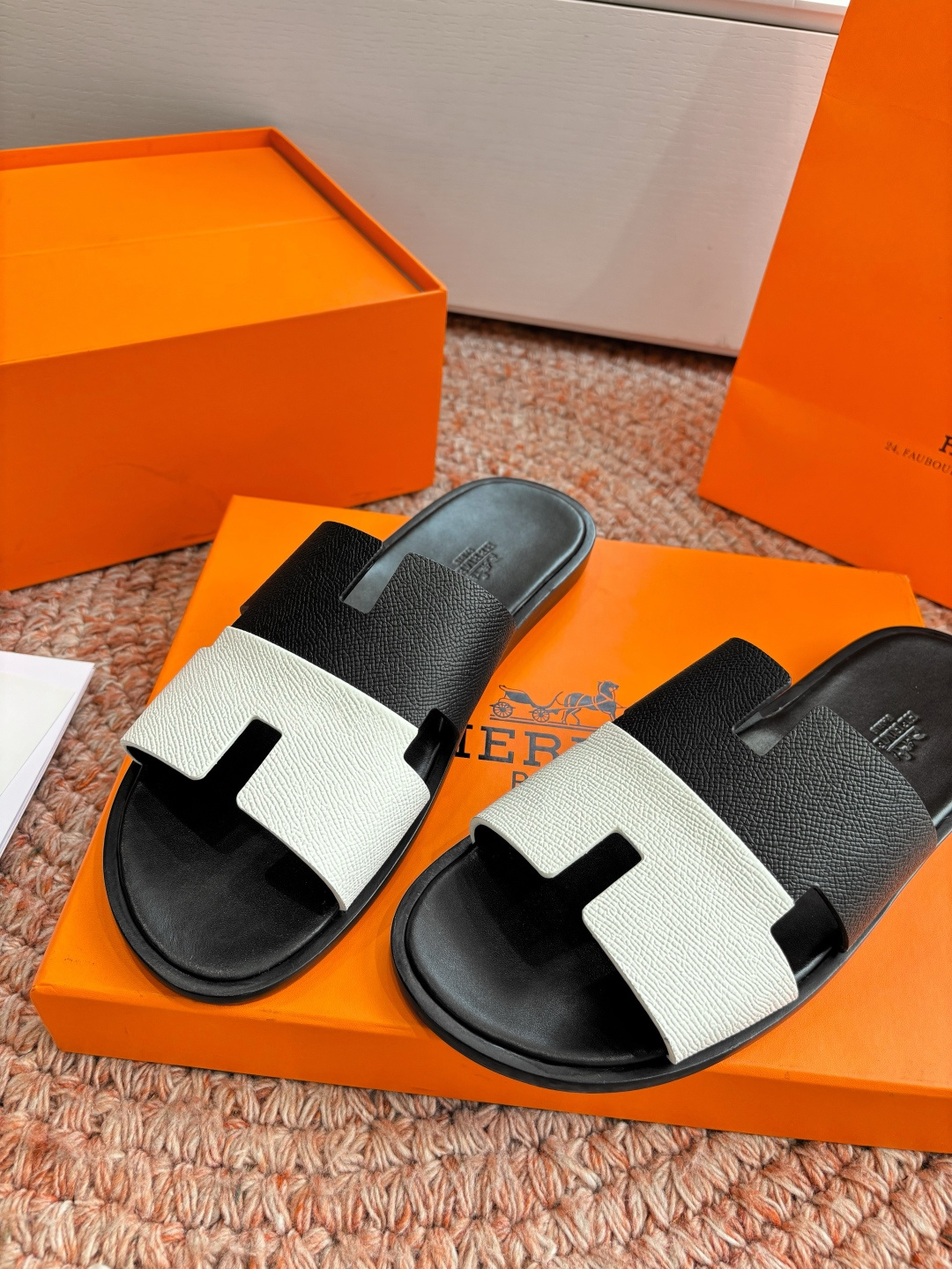 에르메스(HERMES) H 스트랩 슬리퍼 샌들 신발 복제