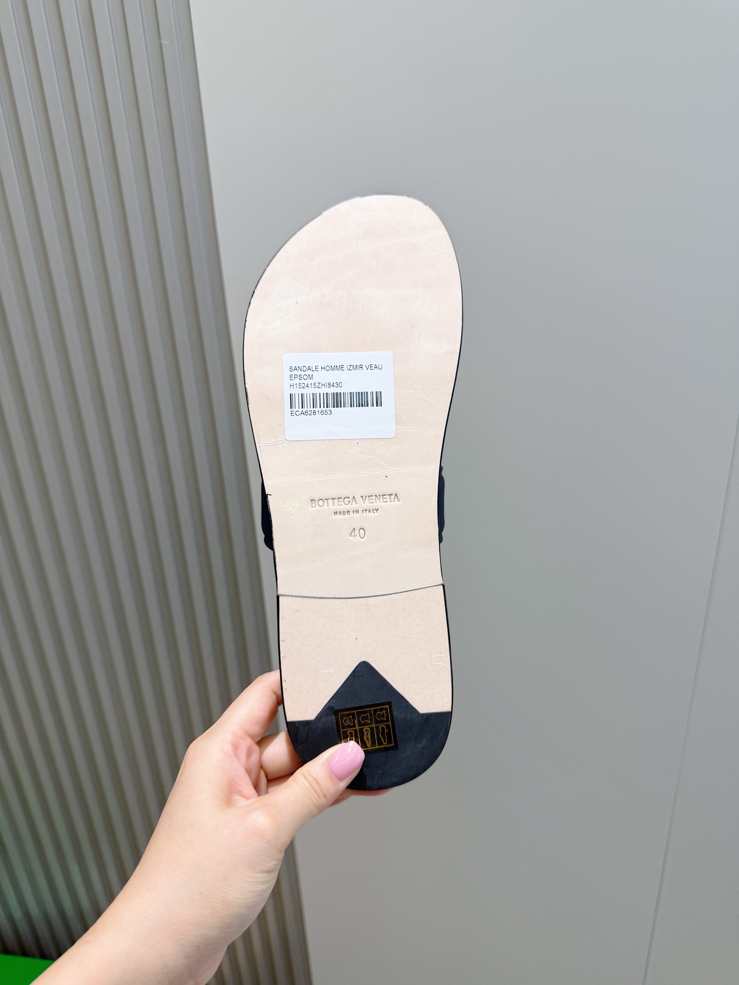 [Bottega Veneta] BV 보테가 베네타 웨이브 인트레치아토 레더 뮬 / 슬라이드 슬리퍼 신발