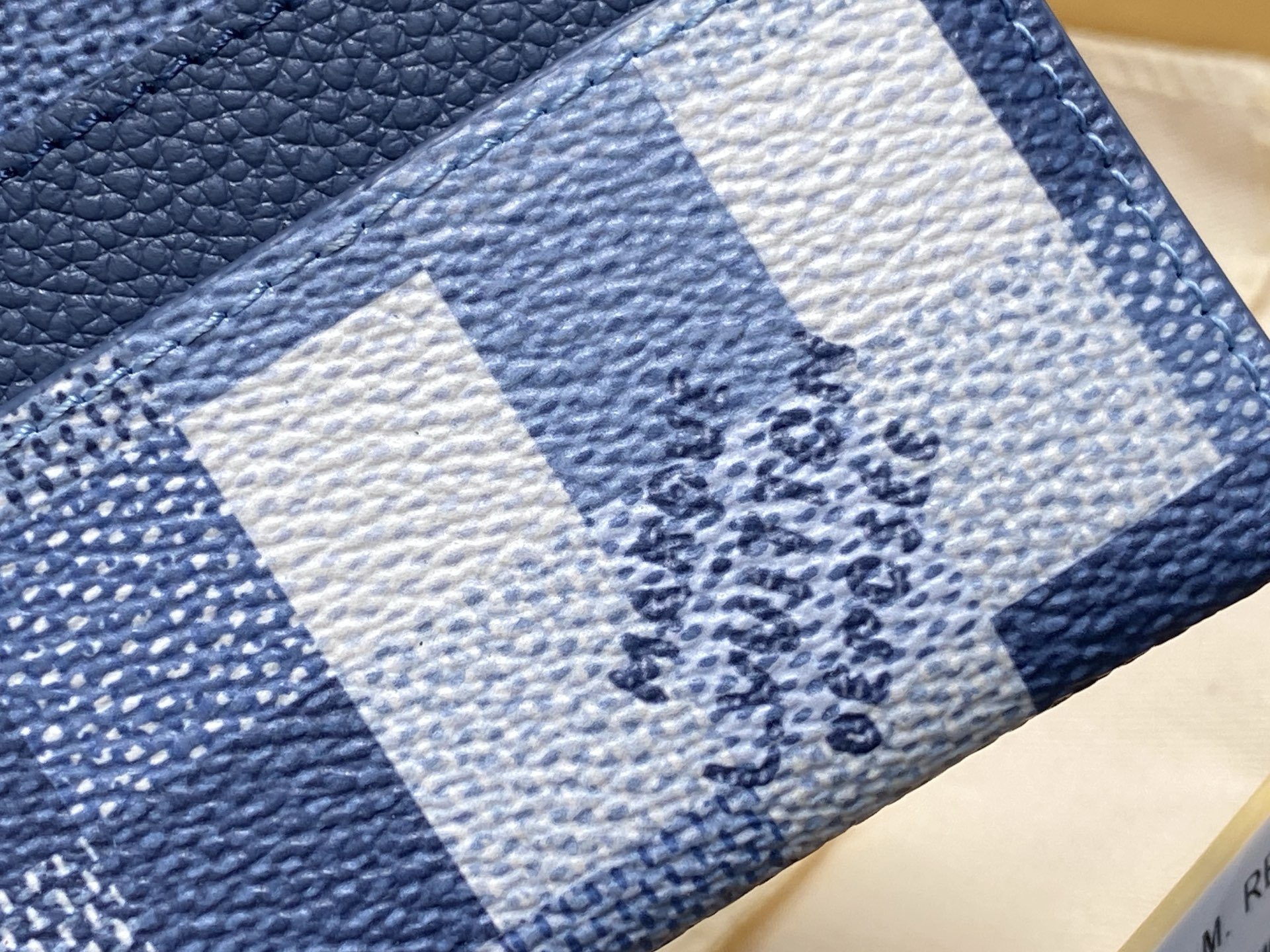 [Louis Vuitton] LV 루이비통 다모플라주 모자이크 포르트 카르트 (블루) 지갑