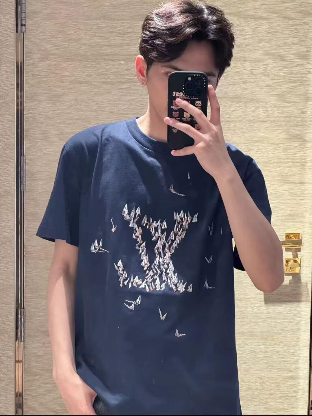 루이비통(LV) 세일링 자수 반팔 티셔츠 상의 의류