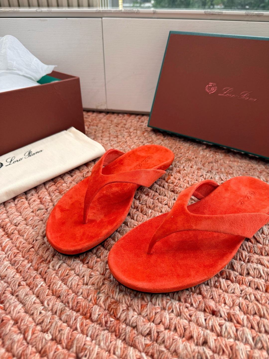 로로피아나(LORO PIANA) 잉글리시 플립플랍 쪼리 신발