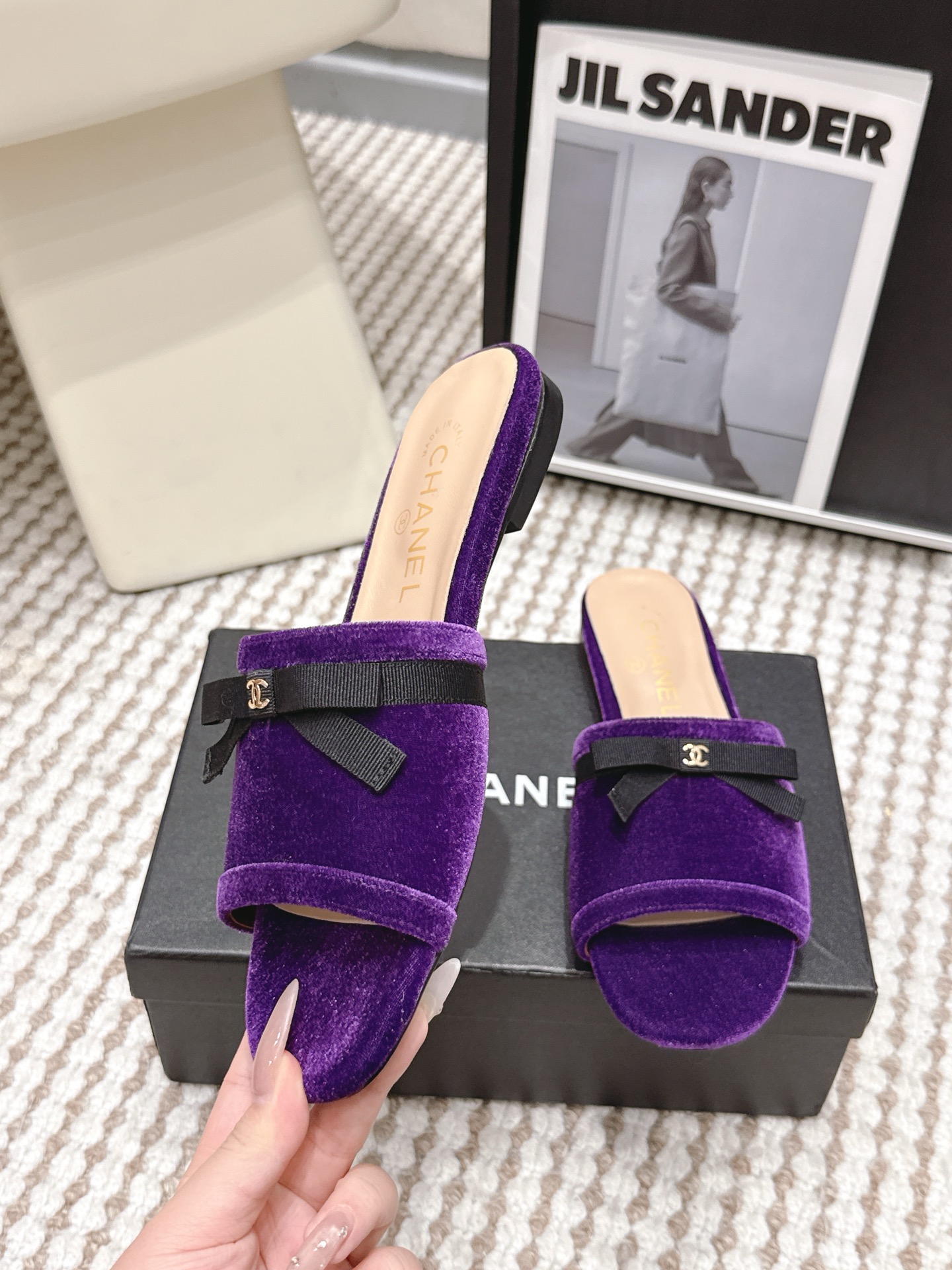샤넬(CHANEL) 리본 장식 오픈토 슬리퍼 신발