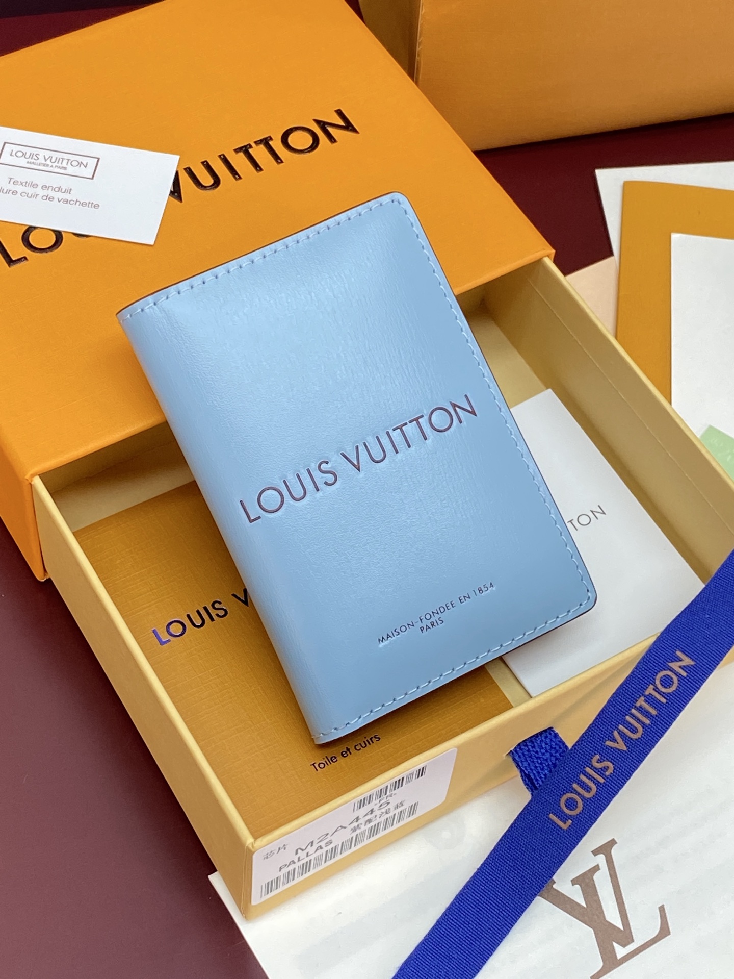 [Louis Vuitton] LV 루이비통 쇼퍼백 모티브 포켓 월렛 지갑 M2A445
