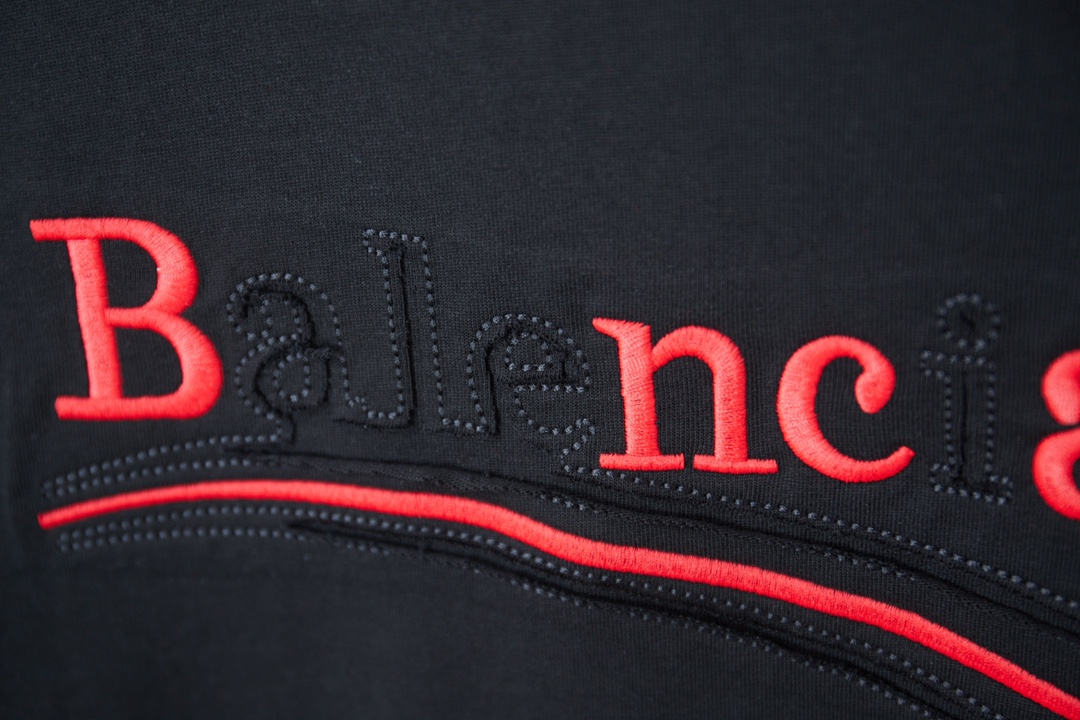 발렌시아가(BALENCIAGA) 패치 자수 로고 반팔 티셔츠 상의 의류