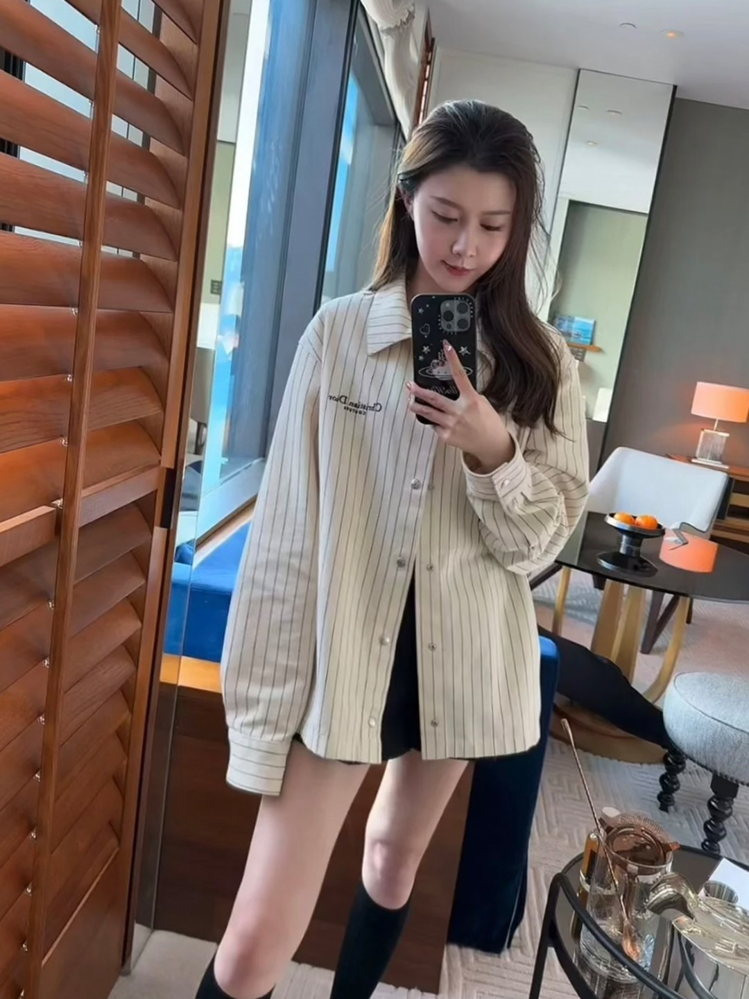 디올(DIOR) 헤링본 스트라이프 로고 자수 셔츠 상의 의류