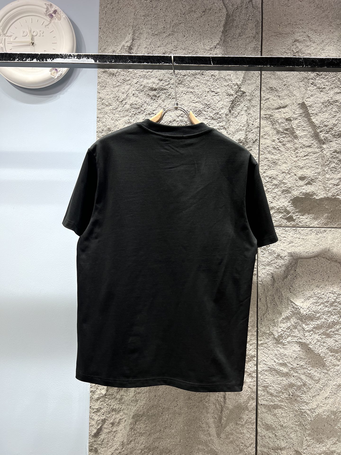 프라다(PRADA) 인물 프린트 반팔 티셔츠 상의 의류 복제