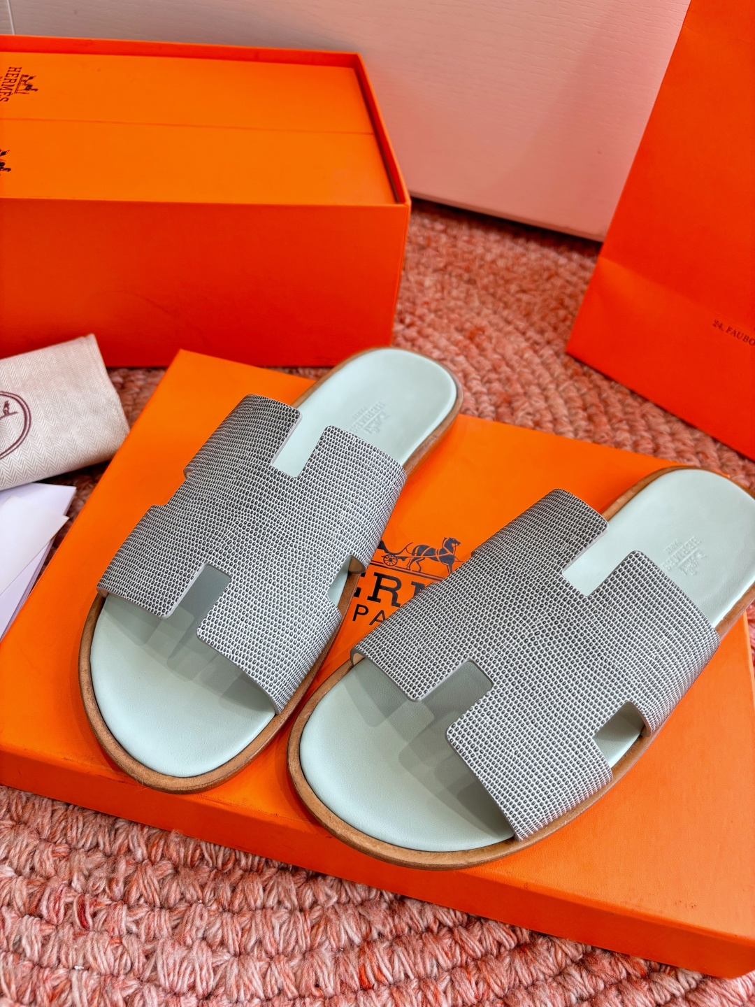에르메스(HERMES) H 스트랩 슬리퍼 샌들 신발