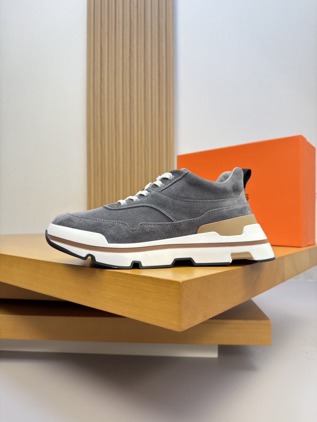 [Hermes] 에르메스 프리미엄 스웨이드 레더 콤비 스니커즈 신발 복제