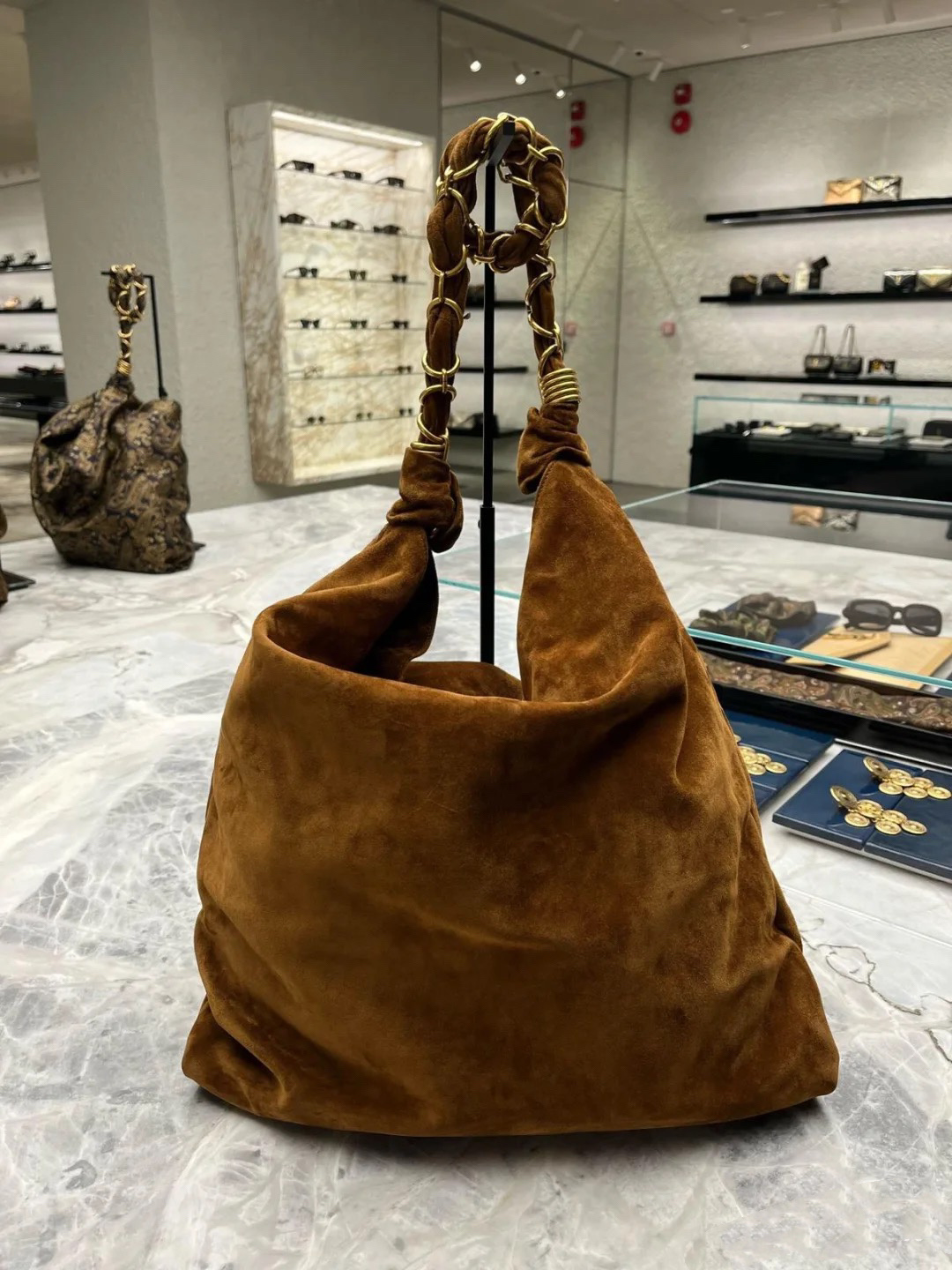 YSL 생로랑 빈티지 스웨이드 쇼퍼백 가방