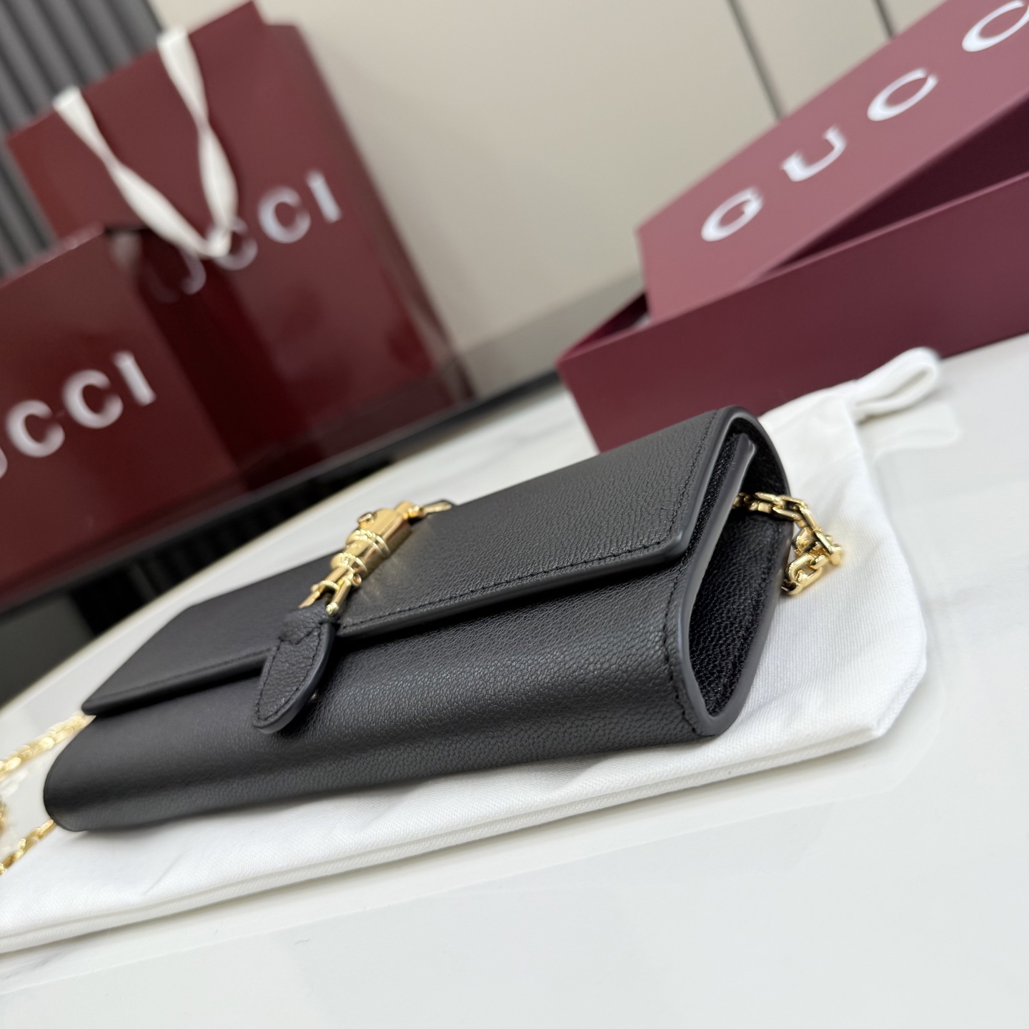 [Gucci] 구찌 26SS Jackie 재키 1961 레더 체인 월렛 (WOC) 지갑