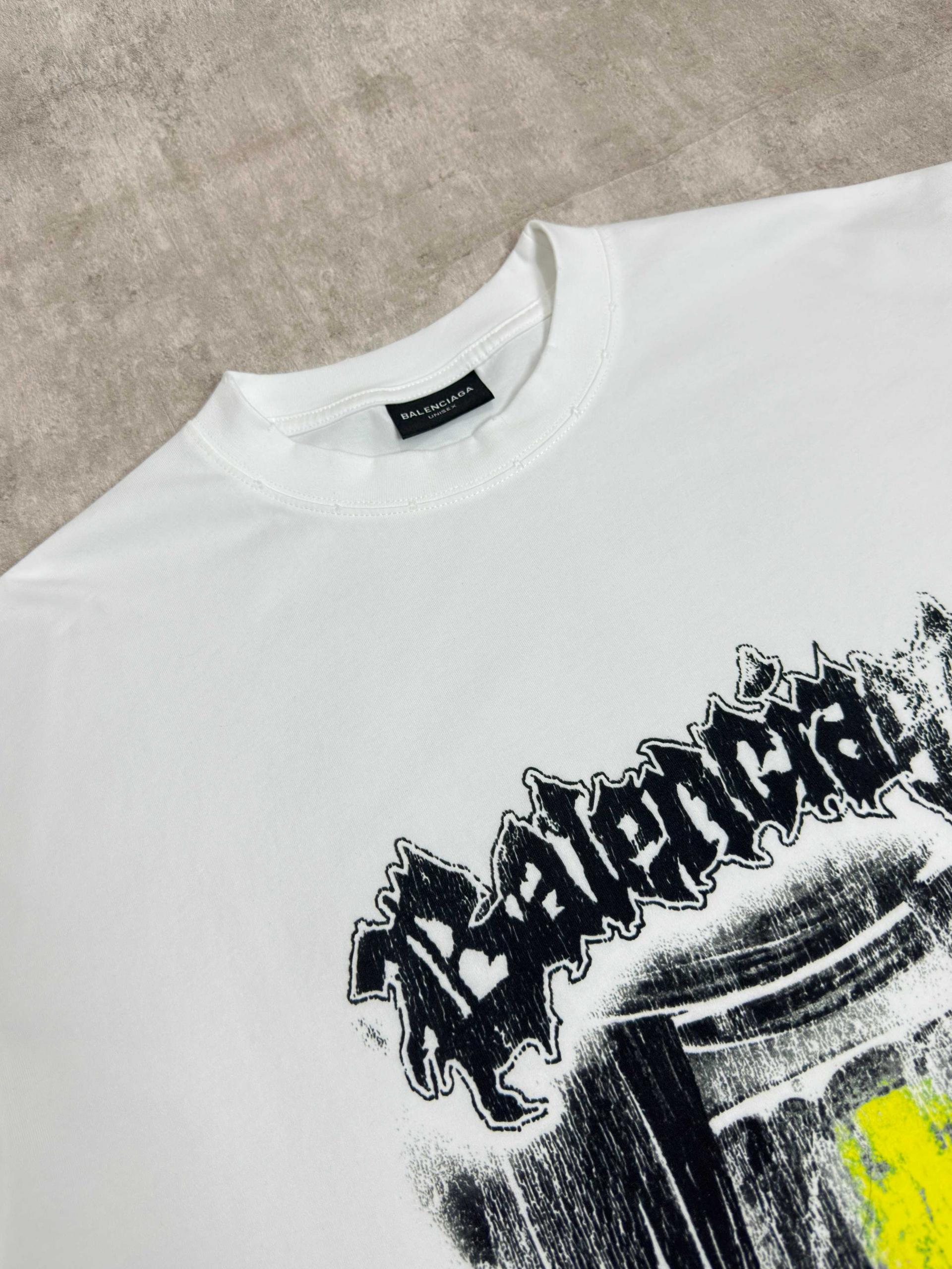 발렌시아가(BALENCIAGA) 꾸뛰르 레터링 반팔 티셔츠 의류