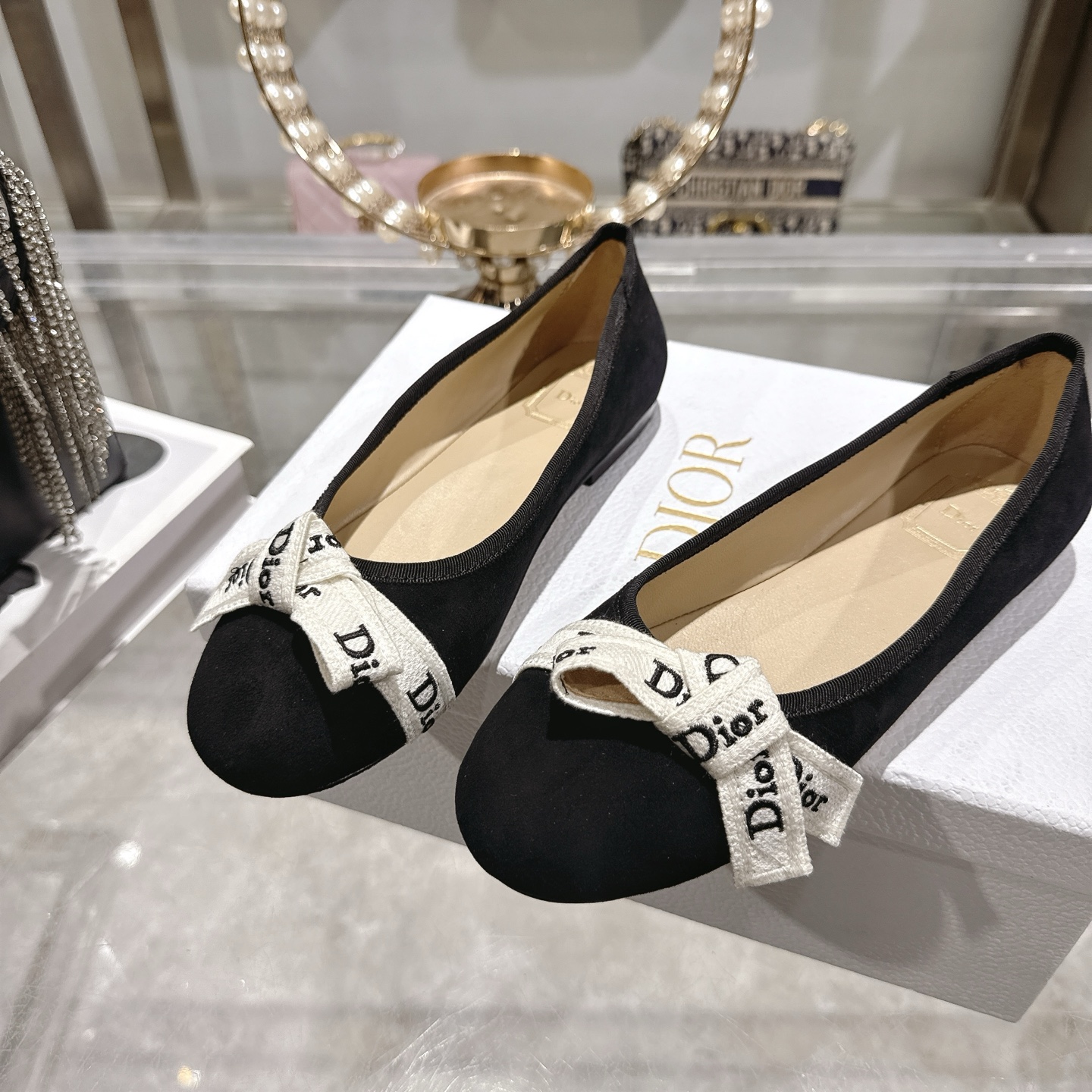 디올(DIOR) 리본 스트랩 메리제인 플랫슈즈 신발