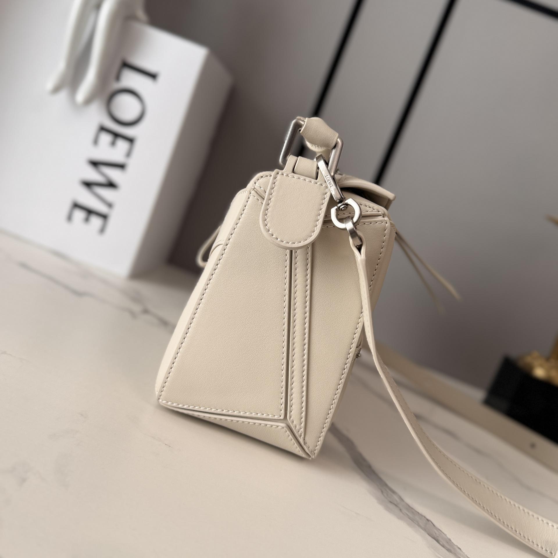 Loewe Panta Puzzle 로에베 퍼즐 스몰 백 가방