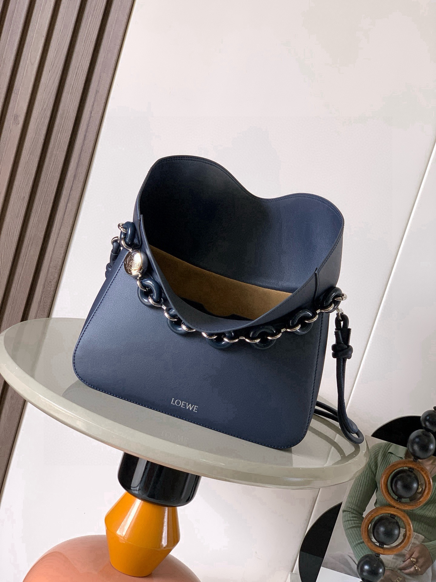 LOEWE 로에베 올라(Ola) 미디엄 핸드백 가방