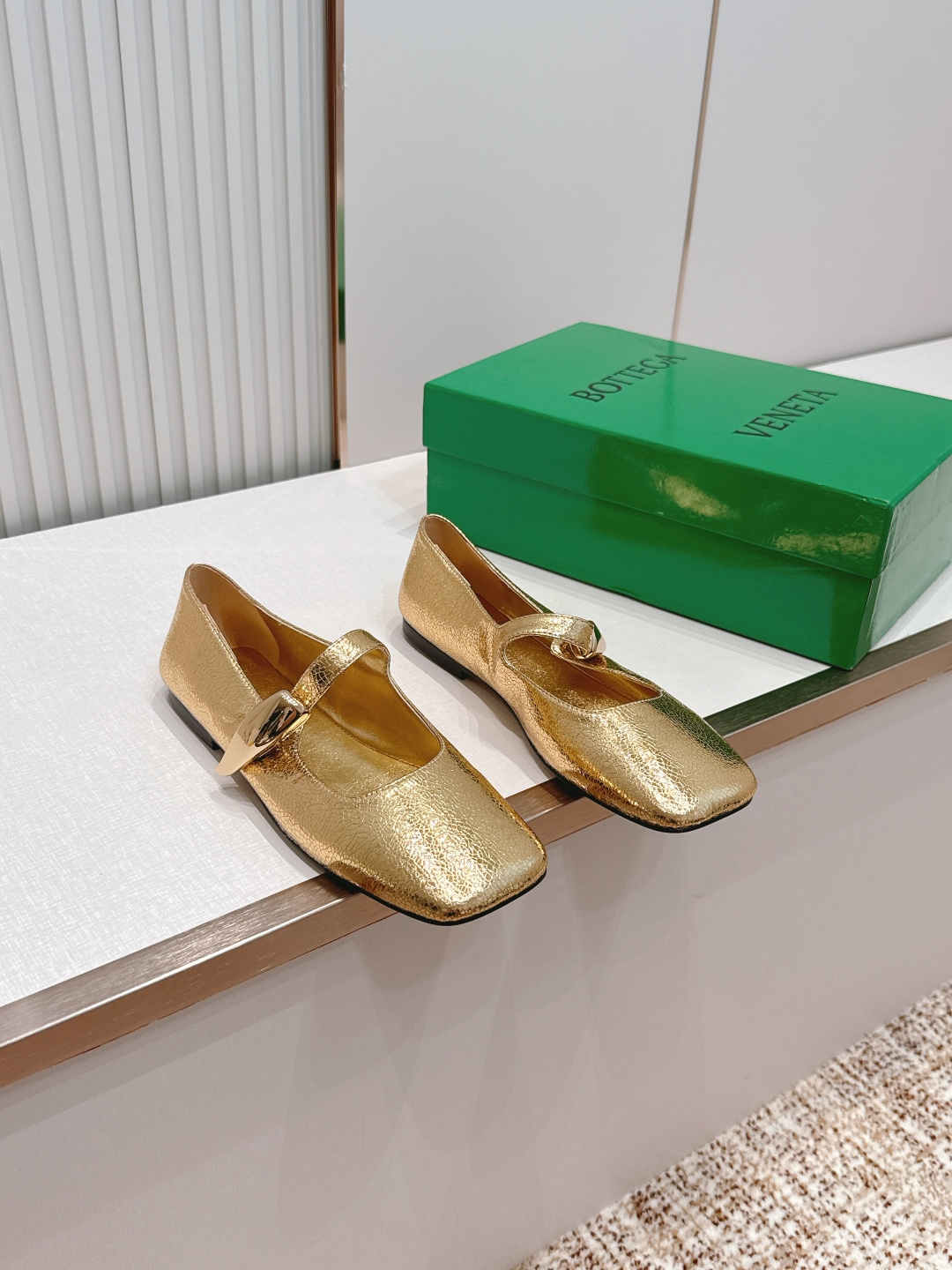 보테가 베네타(BOTTEGA VENETA) 샬롯 메리제인 플랫 발레 슈즈 신발