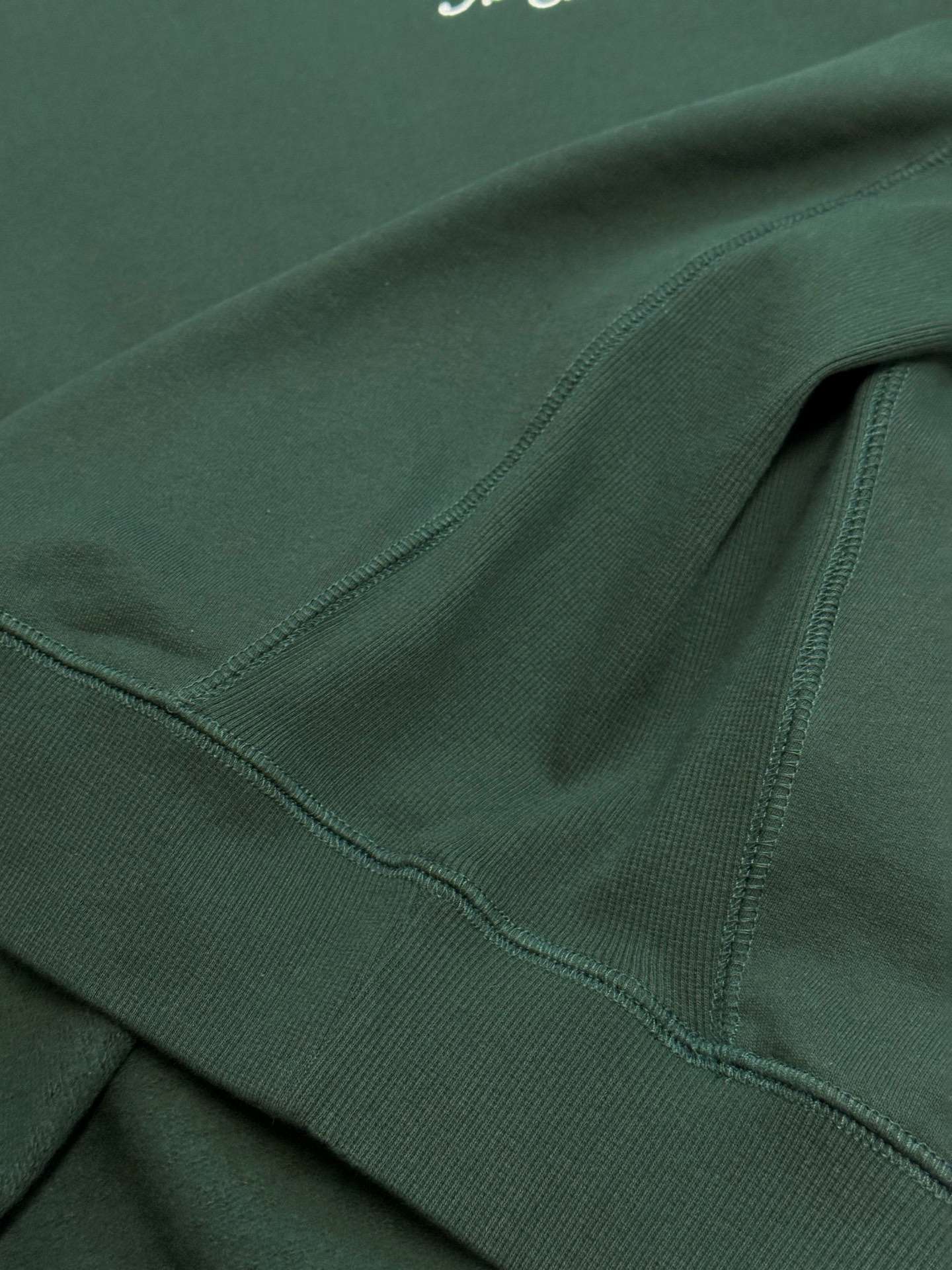 아크네(Acne studios) 로고 자수 기모 스웨트셔츠 상의 의류